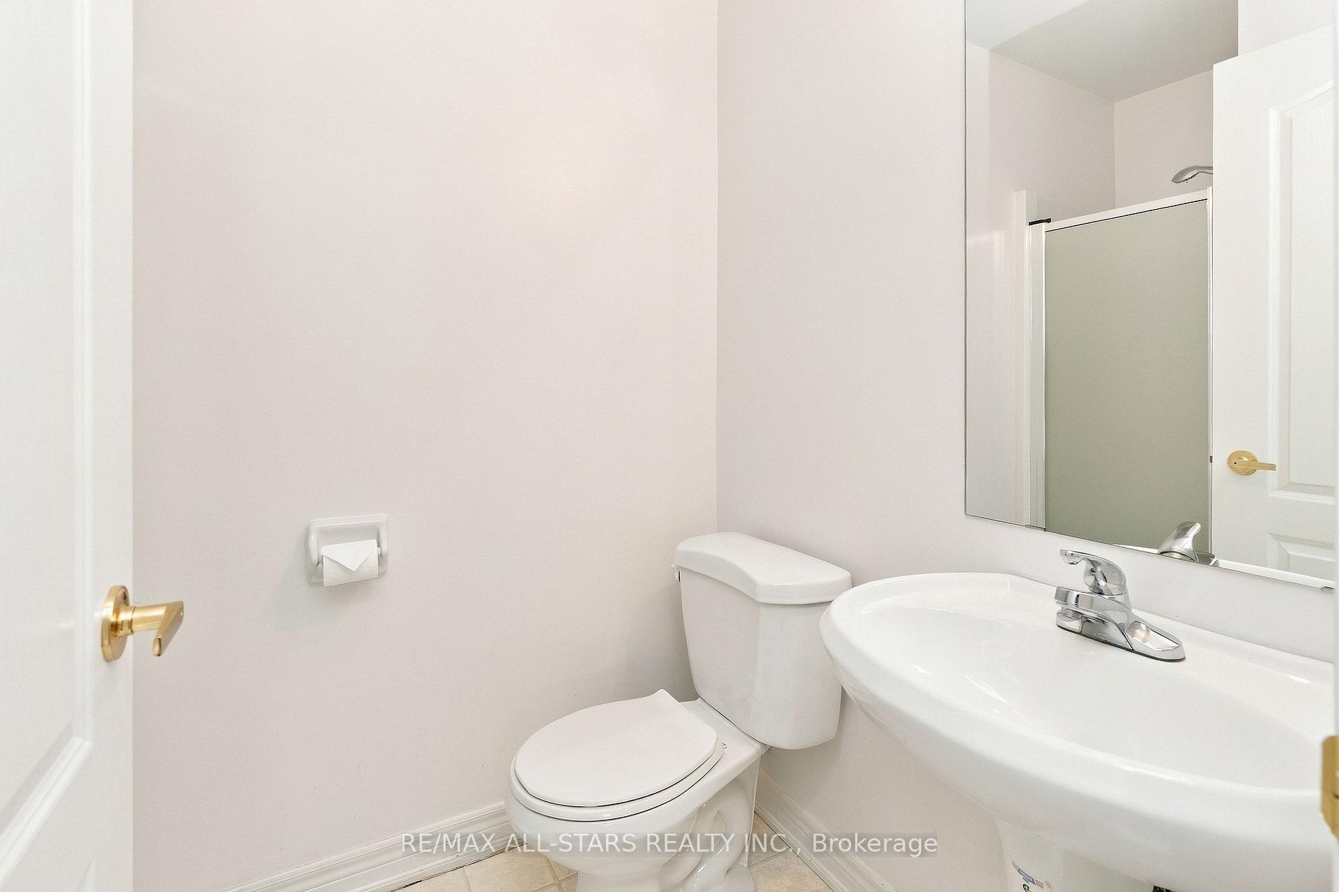 Photo 36 of 28 Blue Heron Beach Way, Markham, Greensborough — HOMEH