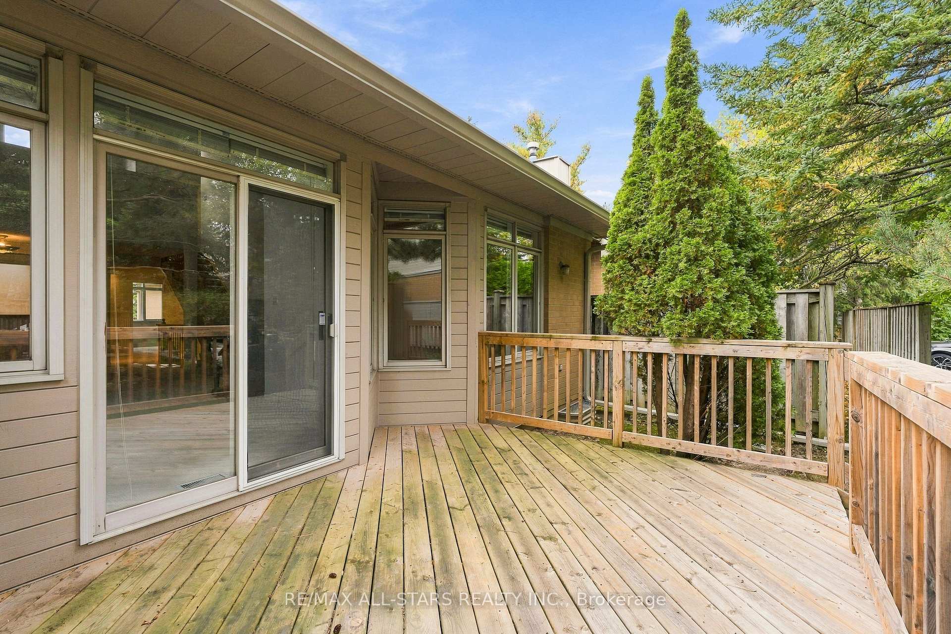 Photo 48 of 28 Blue Heron Beach Way, Markham, Greensborough — HOMEH