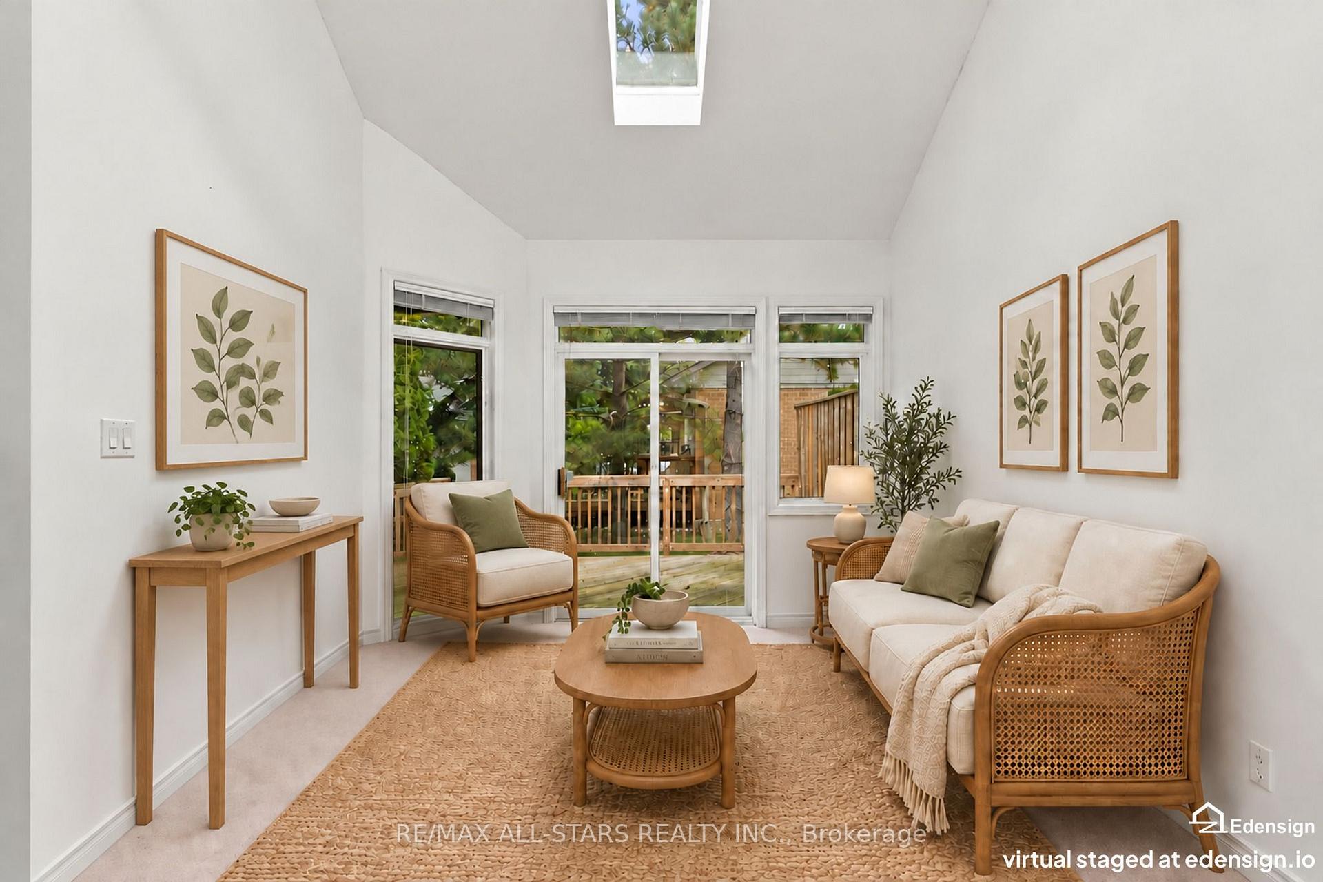 Photo 7 of 28 Blue Heron Beach Way, Markham, Greensborough — HOMEH