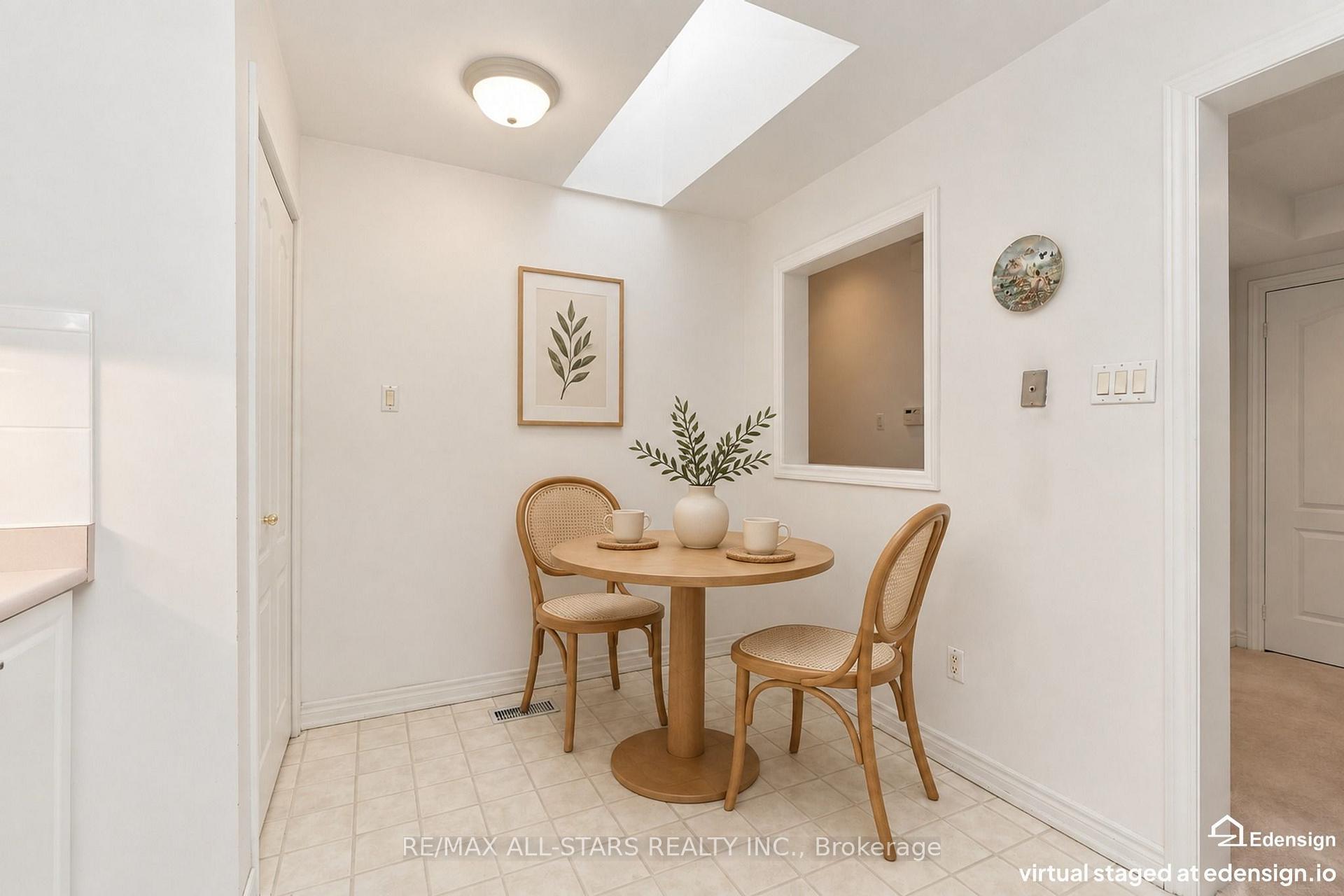 Photo 23 of 28 Blue Heron Beach Way, Markham, Greensborough — HOMEH