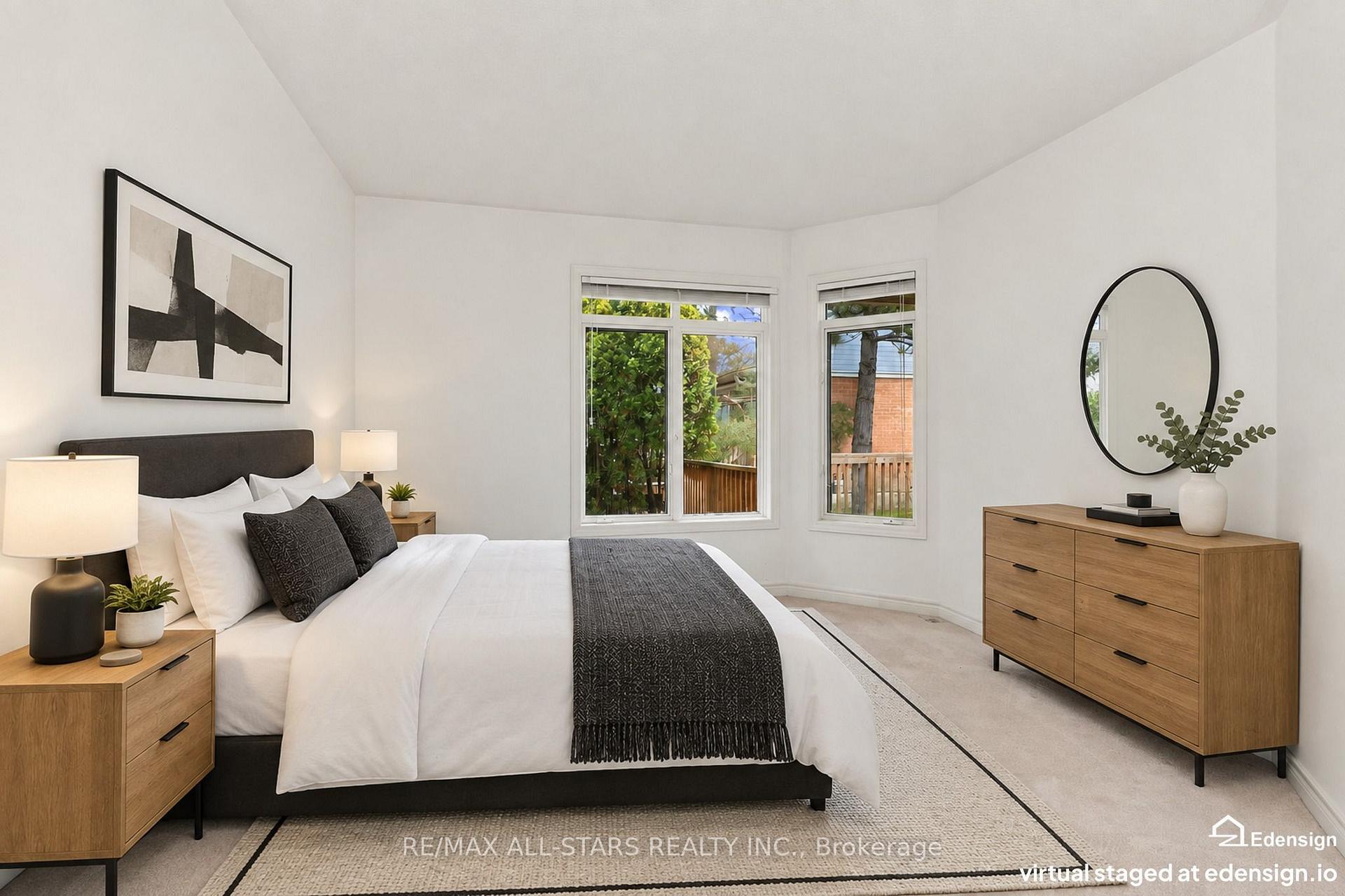 Photo 32 of 28 Blue Heron Beach Way, Markham, Greensborough — HOMEH