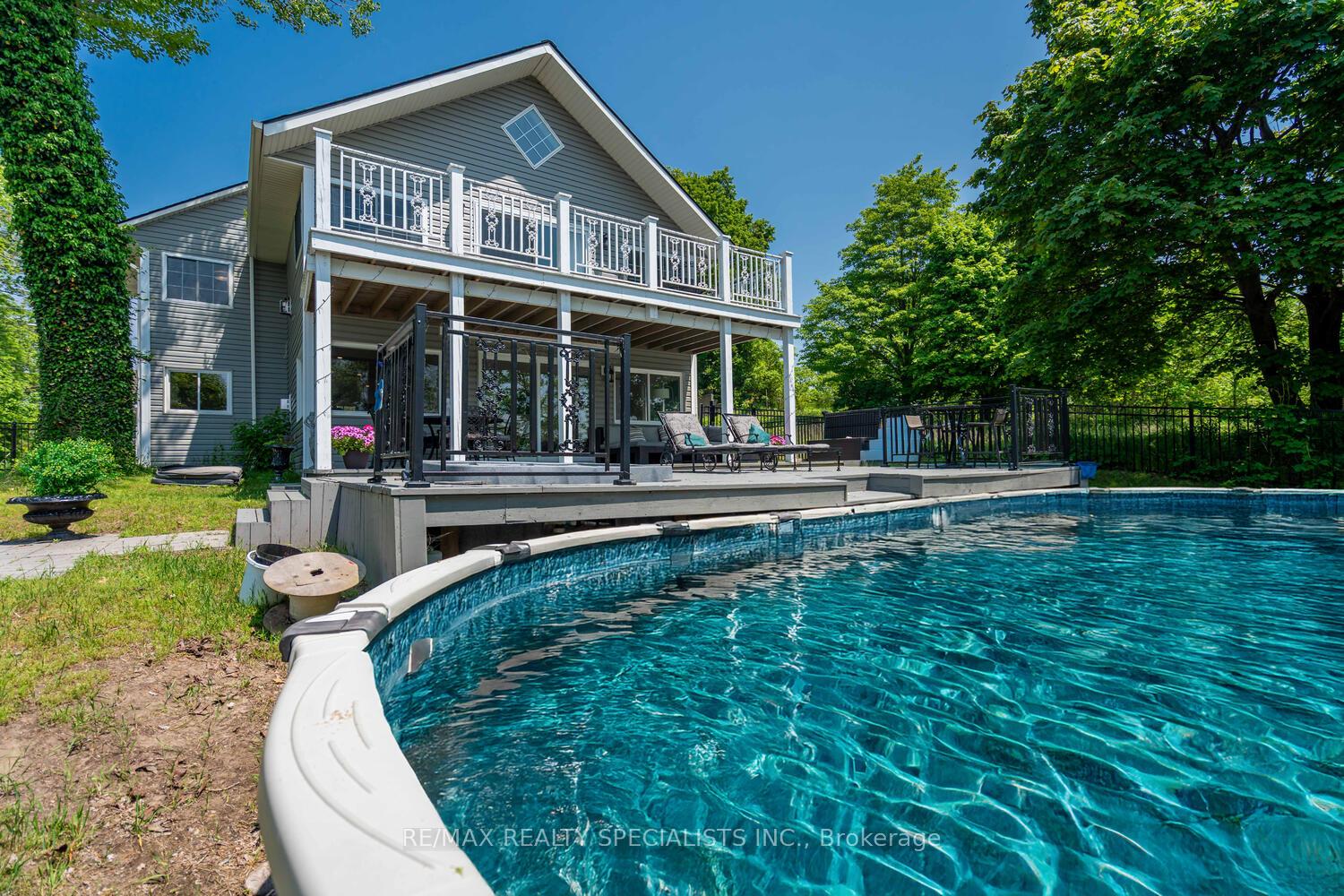 Photo 3 of 532 Ridgeway Road, Fort Erie, Crystal Beach — HOMEH