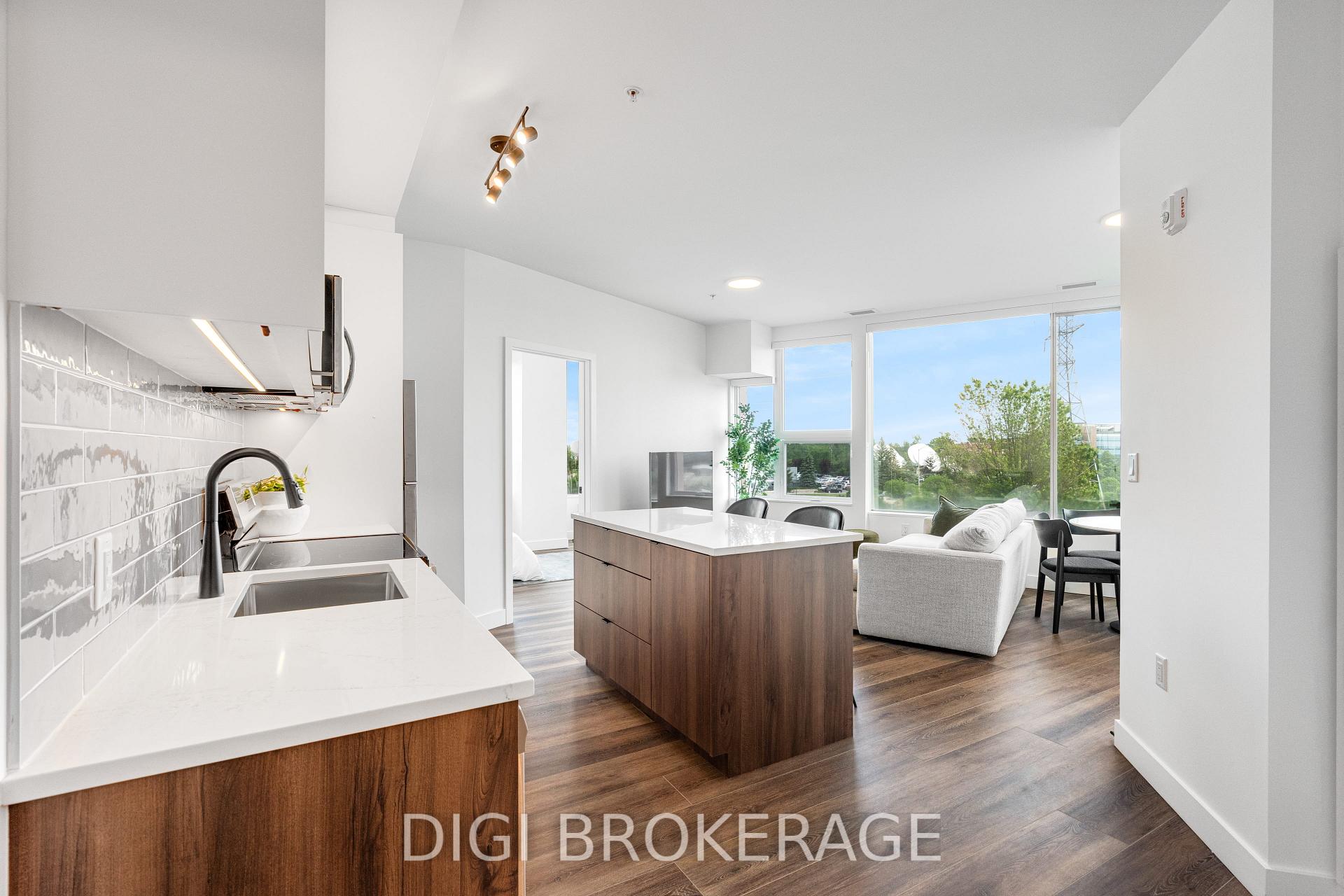 Photo 9 of Unit 827, 1600 James Naismith Drive, Ottawa, Pineview — HOMEH