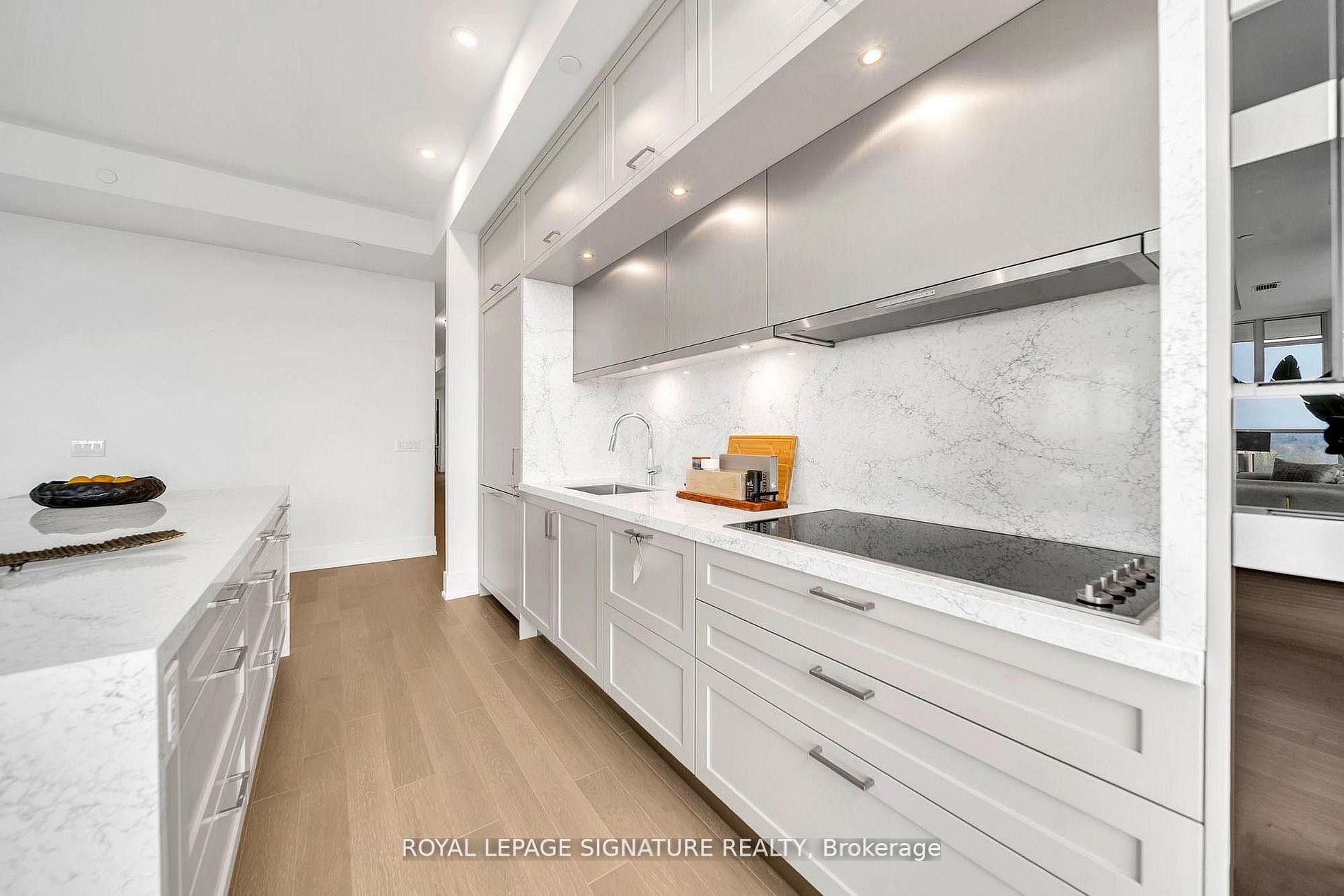 Photo 7 of Unit 617, 399 Royal Orchard Boulevard, Markham, Royal Orchard — HOMEH