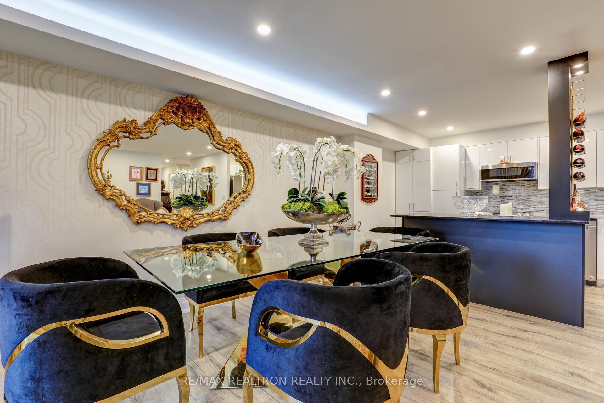 Photo 11 of Unit 709, 60 Inverlochy Boulevard, Markham, Royal Orchard — HOMEH