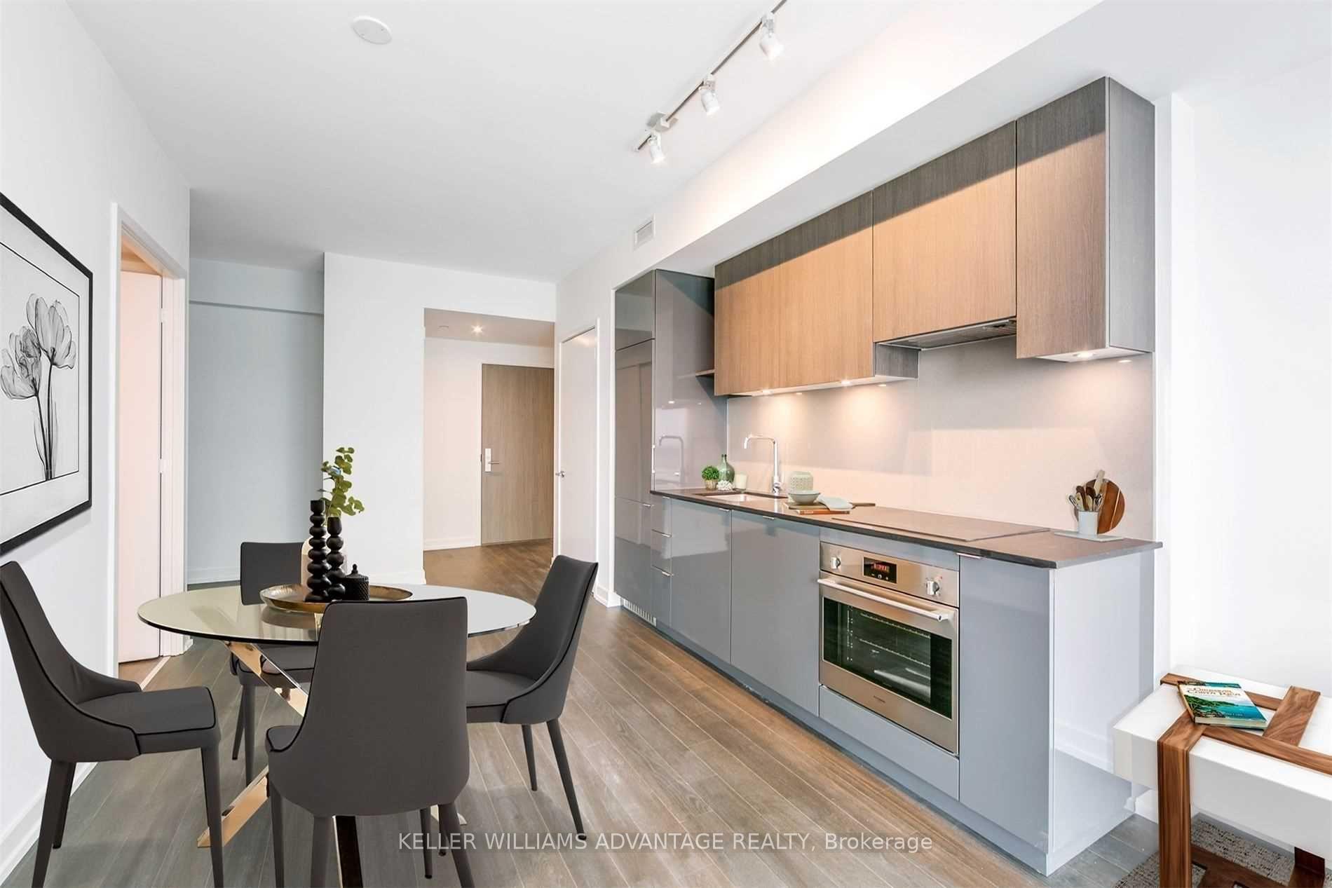 Photo 2 of Unit 3307, 161 Roehampton Avenue, Toronto, Mount Pleasant West — HOMEH