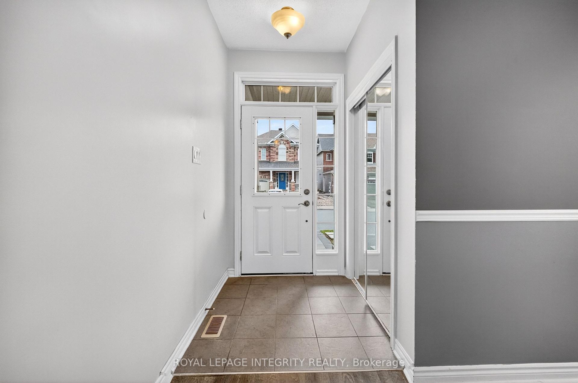 Photo 3 of 351 Gallantry Way, Ottawa, Stittsville (North) — HOMEH