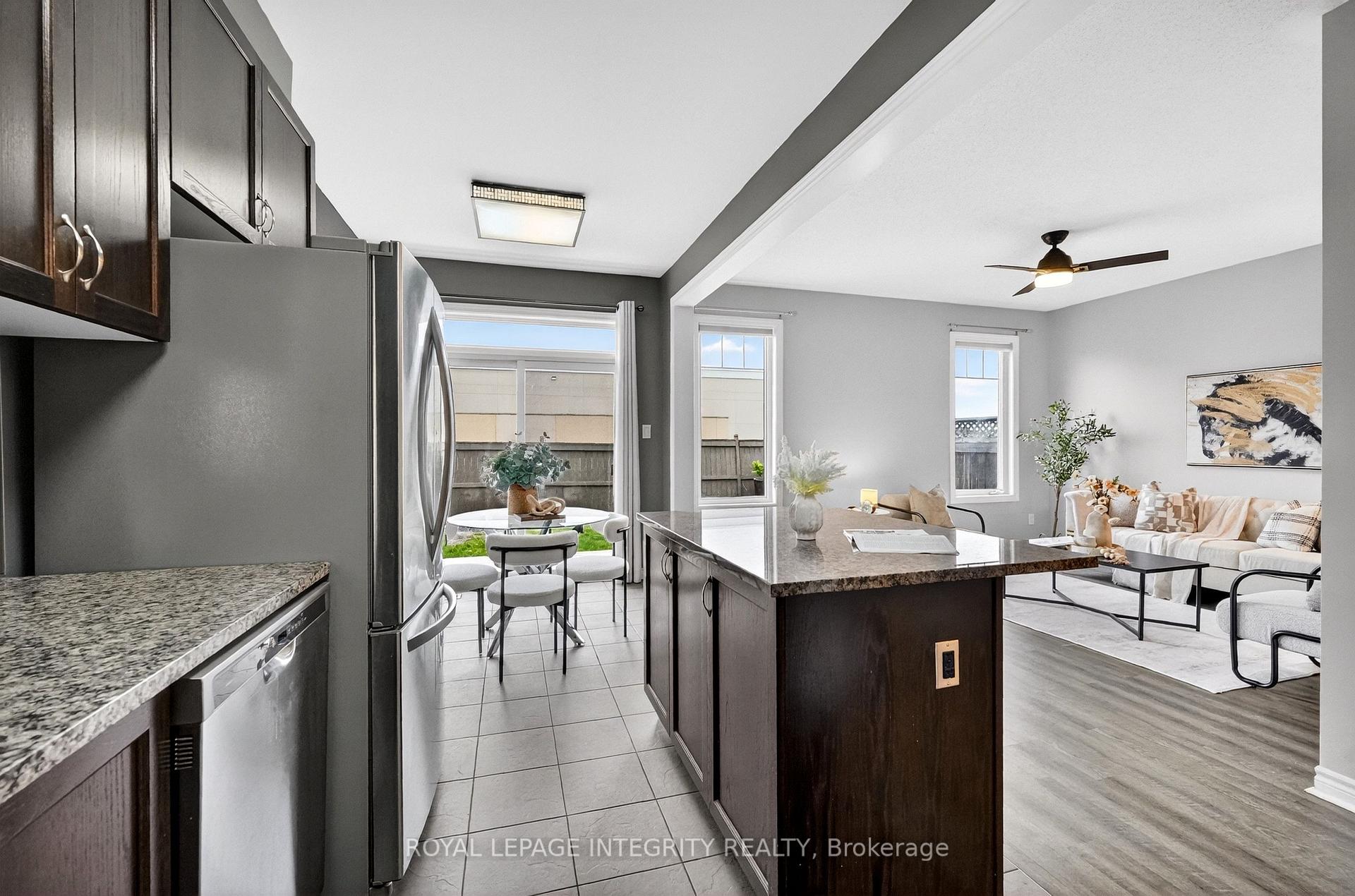 Photo 10 of 351 Gallantry Way, Ottawa, Stittsville (North) — HOMEH