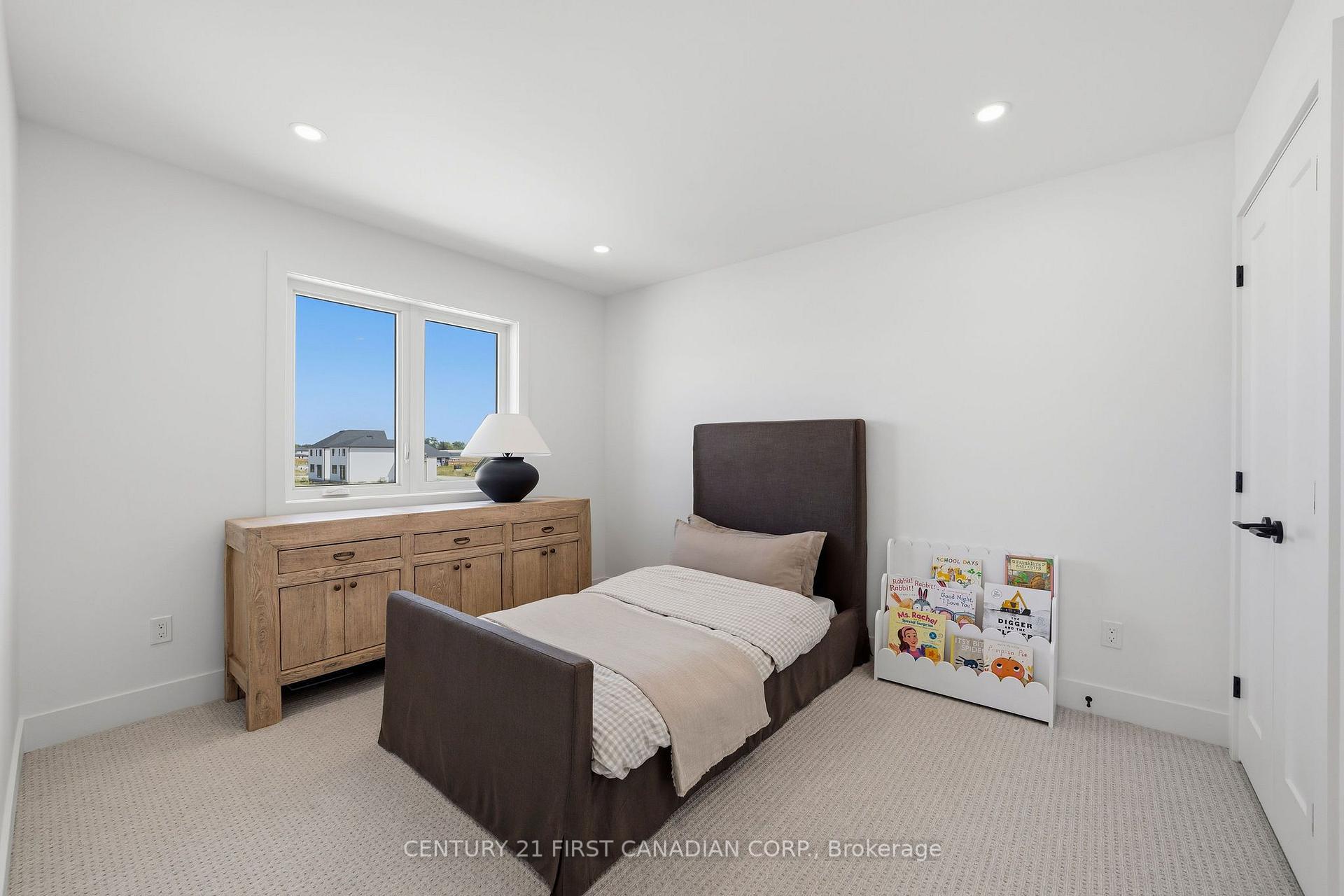 Photo 24 of 95 Sheldabren Street, North Middlesex, Ailsa Craig — HOMEH