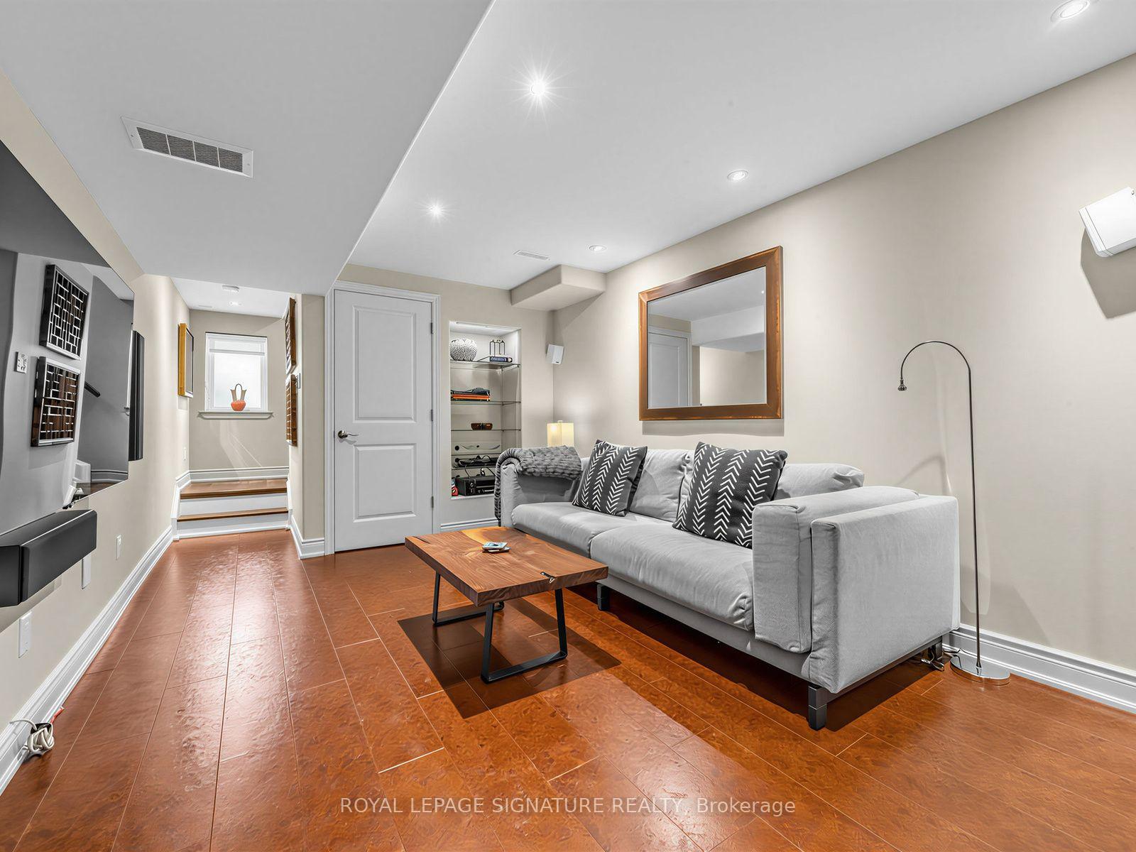 Photo 26 of 31 Anvil Millway, North York, St. Andrew-Windfields — HOMEH