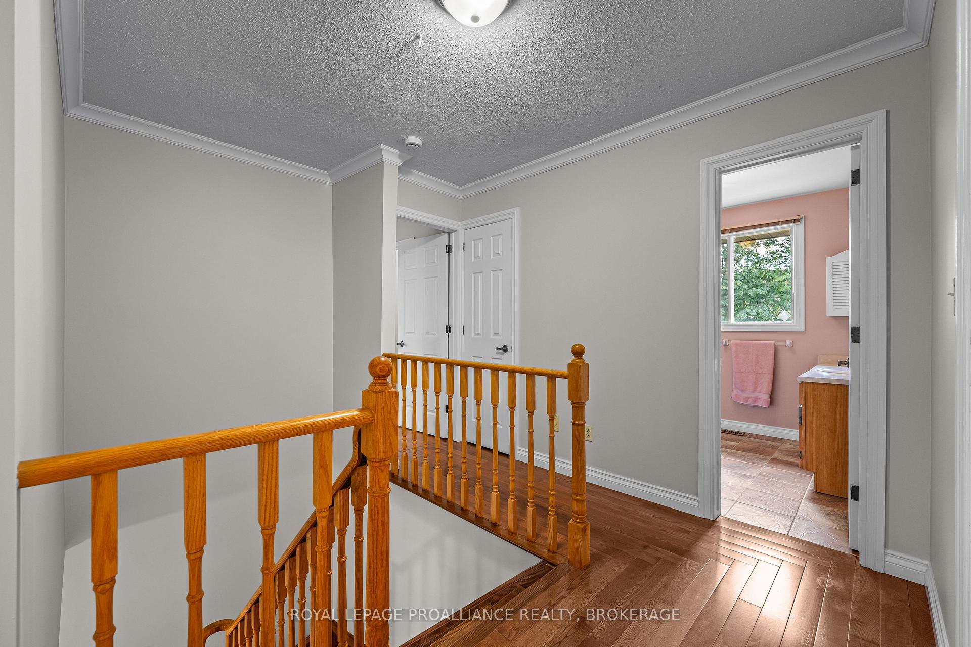 Photo 19 of 981 Edinborough Crescent, Kingston, North of Taylor-Kidd Blvd — HOMEH