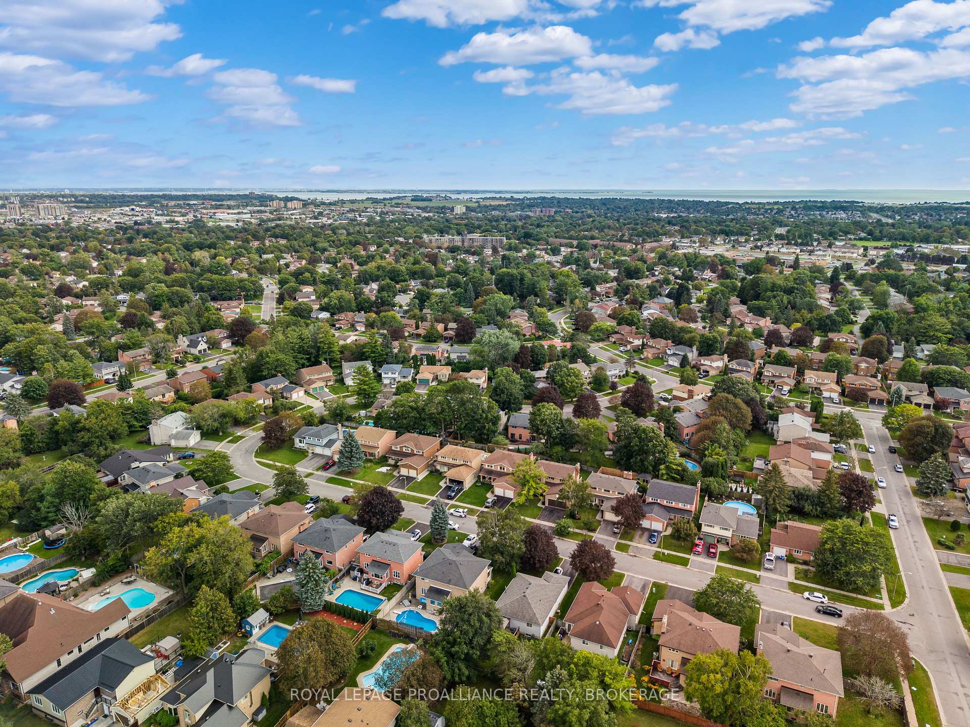 Photo 47 of 981 Edinborough Crescent, Kingston, North of Taylor-Kidd Blvd — HOMEH