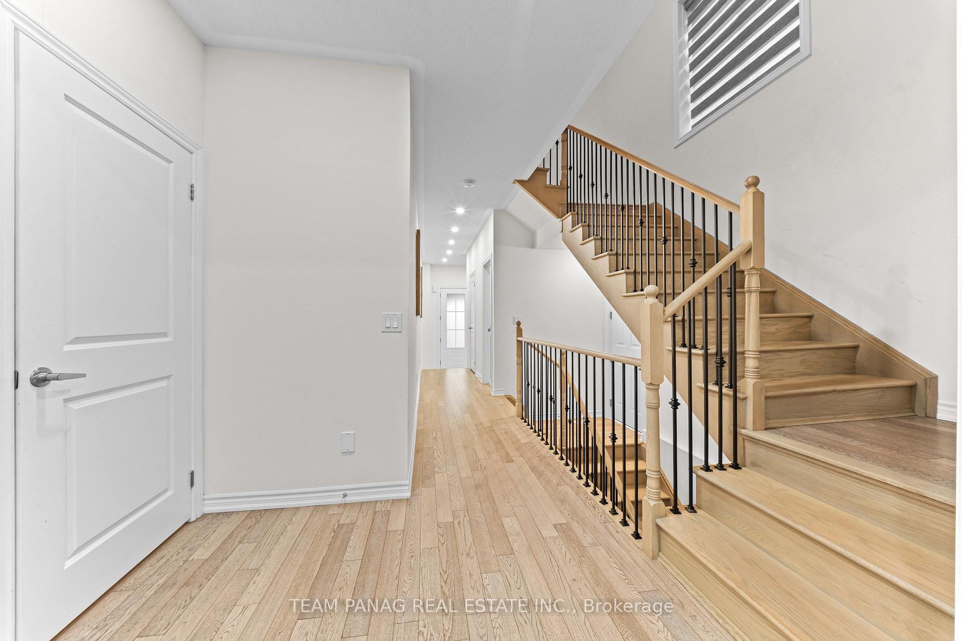 Photo 7 of 43 Rainbrook Close, Brampton, Sandringham-Wellington — HOMEH