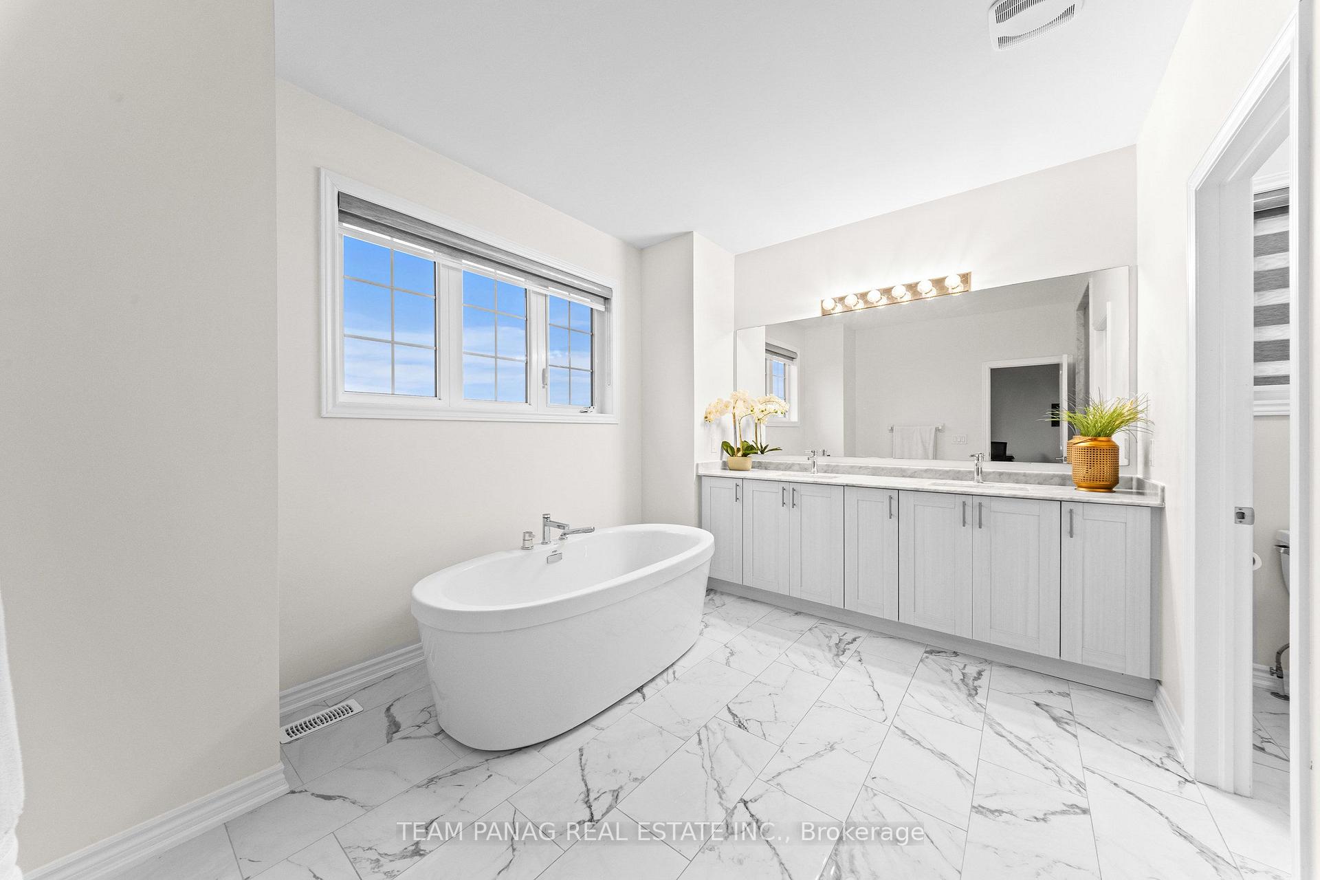 Photo 30 of 43 Rainbrook Close, Brampton, Sandringham-Wellington — HOMEH