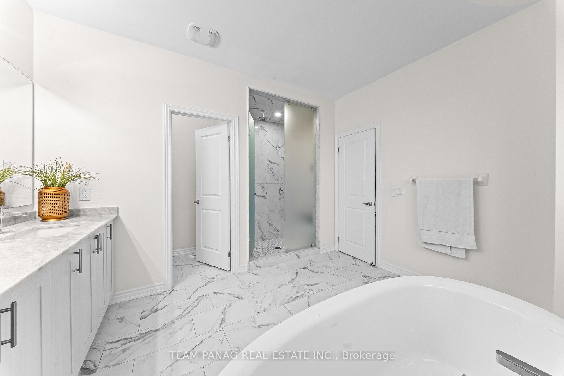 Photo 31 of 43 Rainbrook Close, Brampton, Sandringham-Wellington — HOMEH