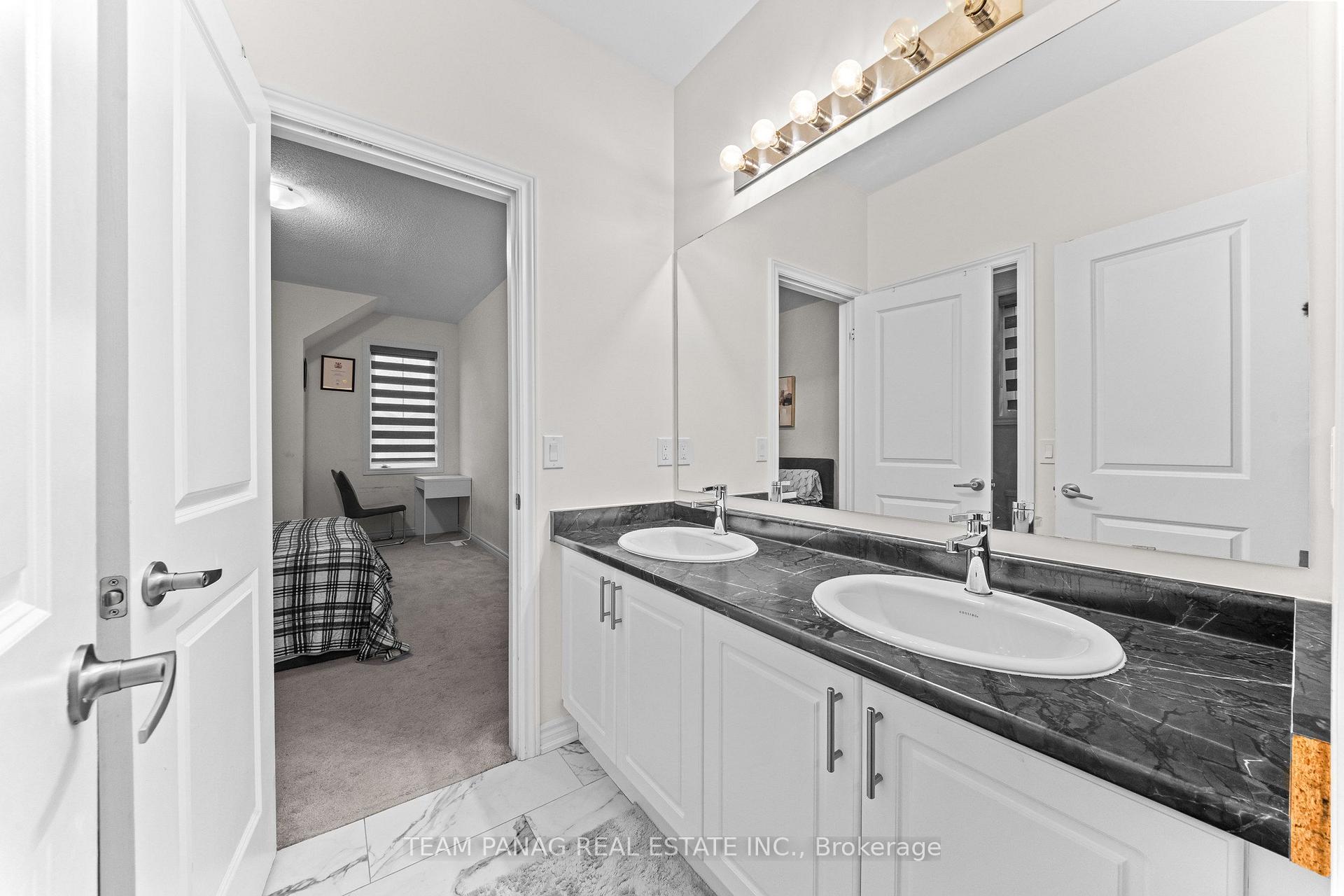 Photo 40 of 43 Rainbrook Close, Brampton, Sandringham-Wellington — HOMEH