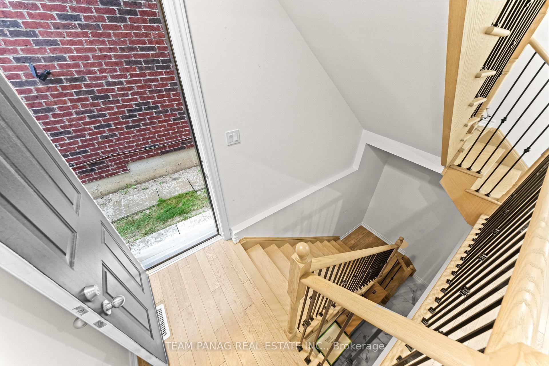 Photo 46 of 43 Rainbrook Close, Brampton, Sandringham-Wellington — HOMEH