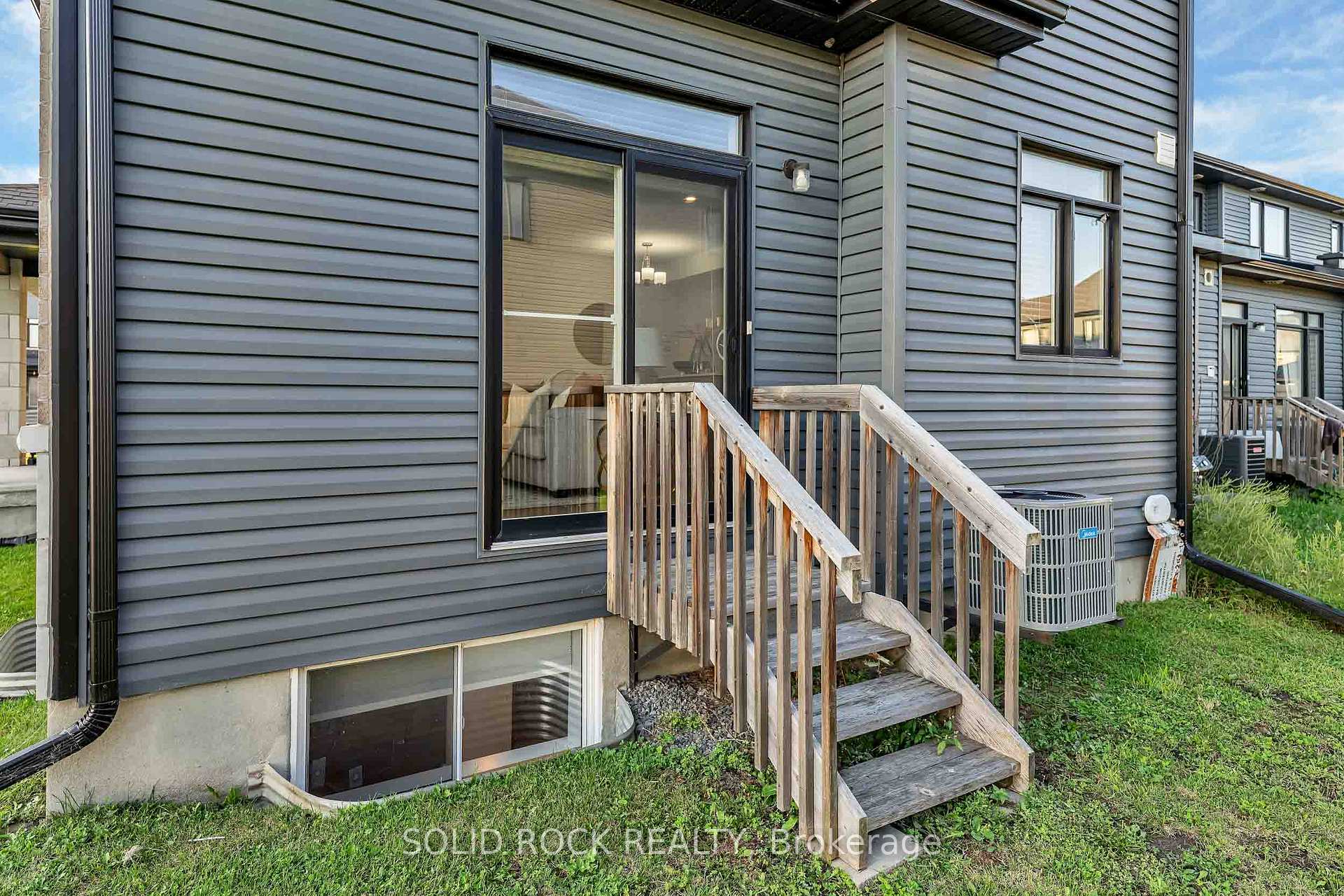 Photo 36 of 859 Solarium Avenue E, Ottawa, Riverside South/Gloucester Glen — HOMEH