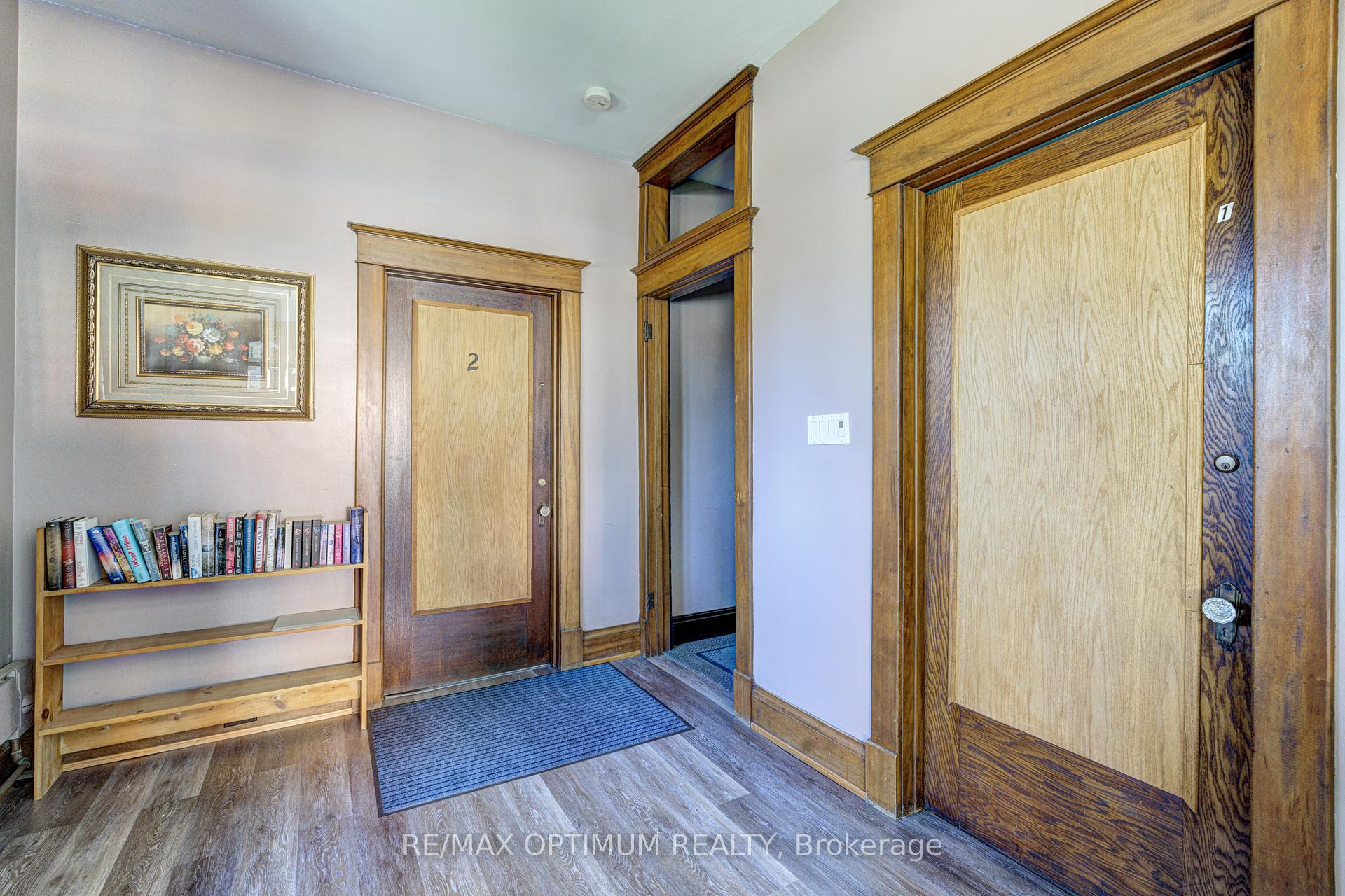 Photo 20 of 916 Queenston Road, Cambridge, Preston South — HOMEH