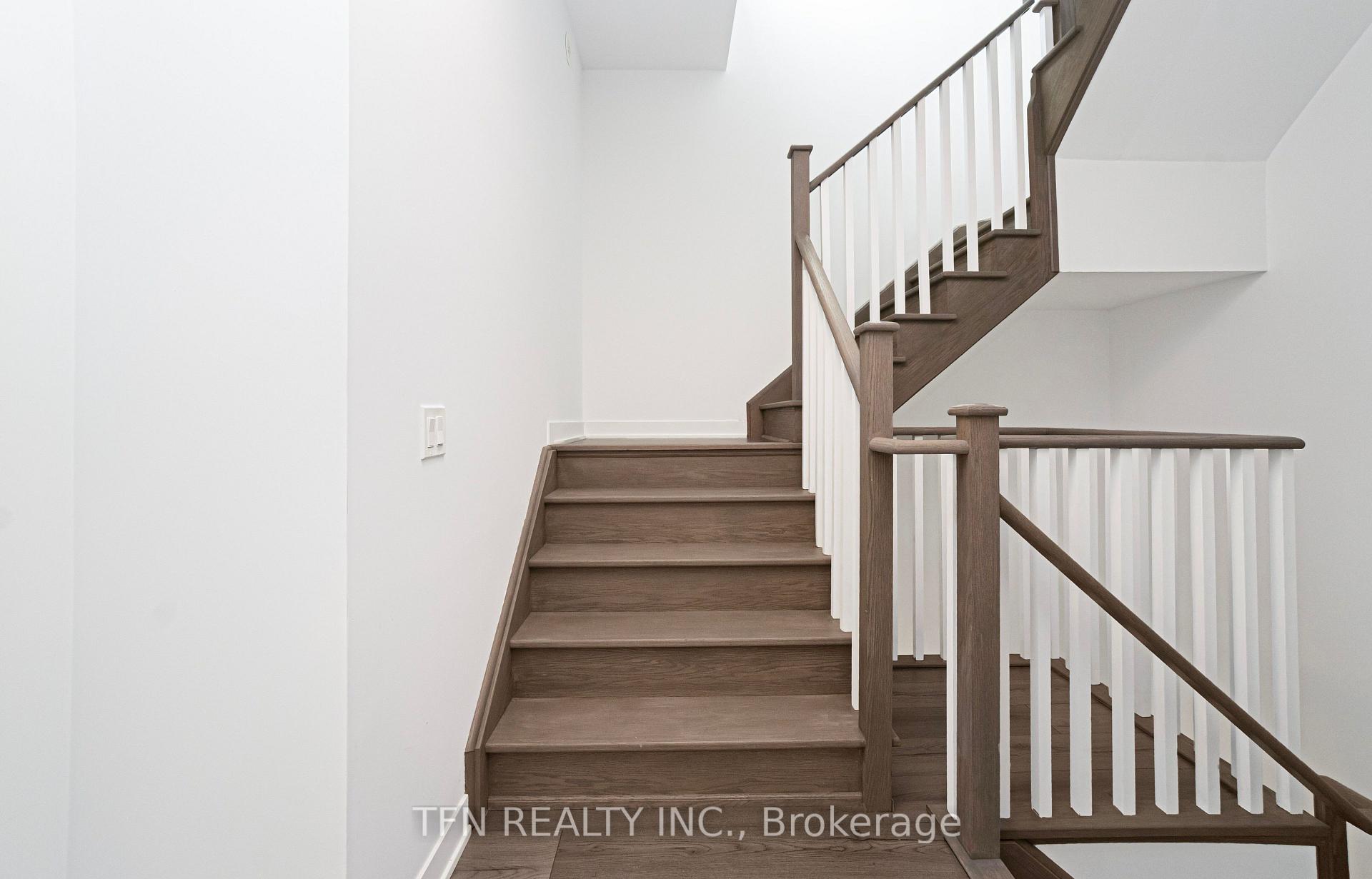 Photo 16 of Unit 27, 3020 Trailside Drive, Oakville, Glenorchy — HOMEH