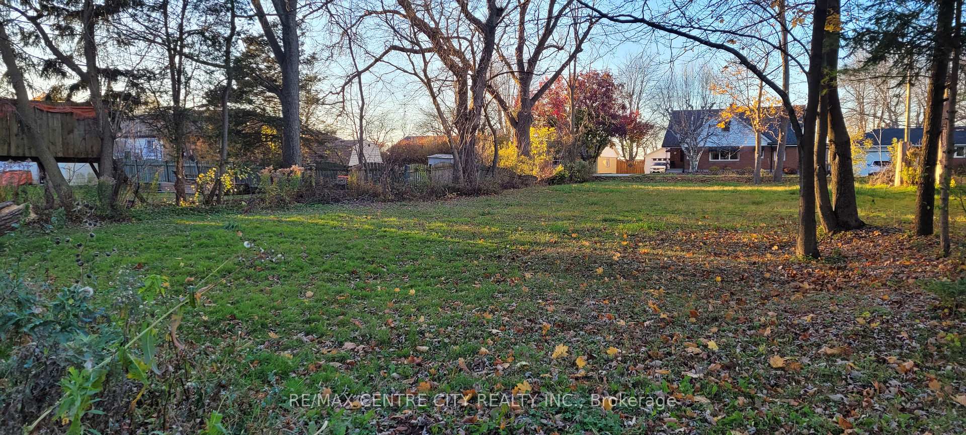 Photo 12 of 191 Appin Road, Southwest Middlesex, Glencoe — HOMEH