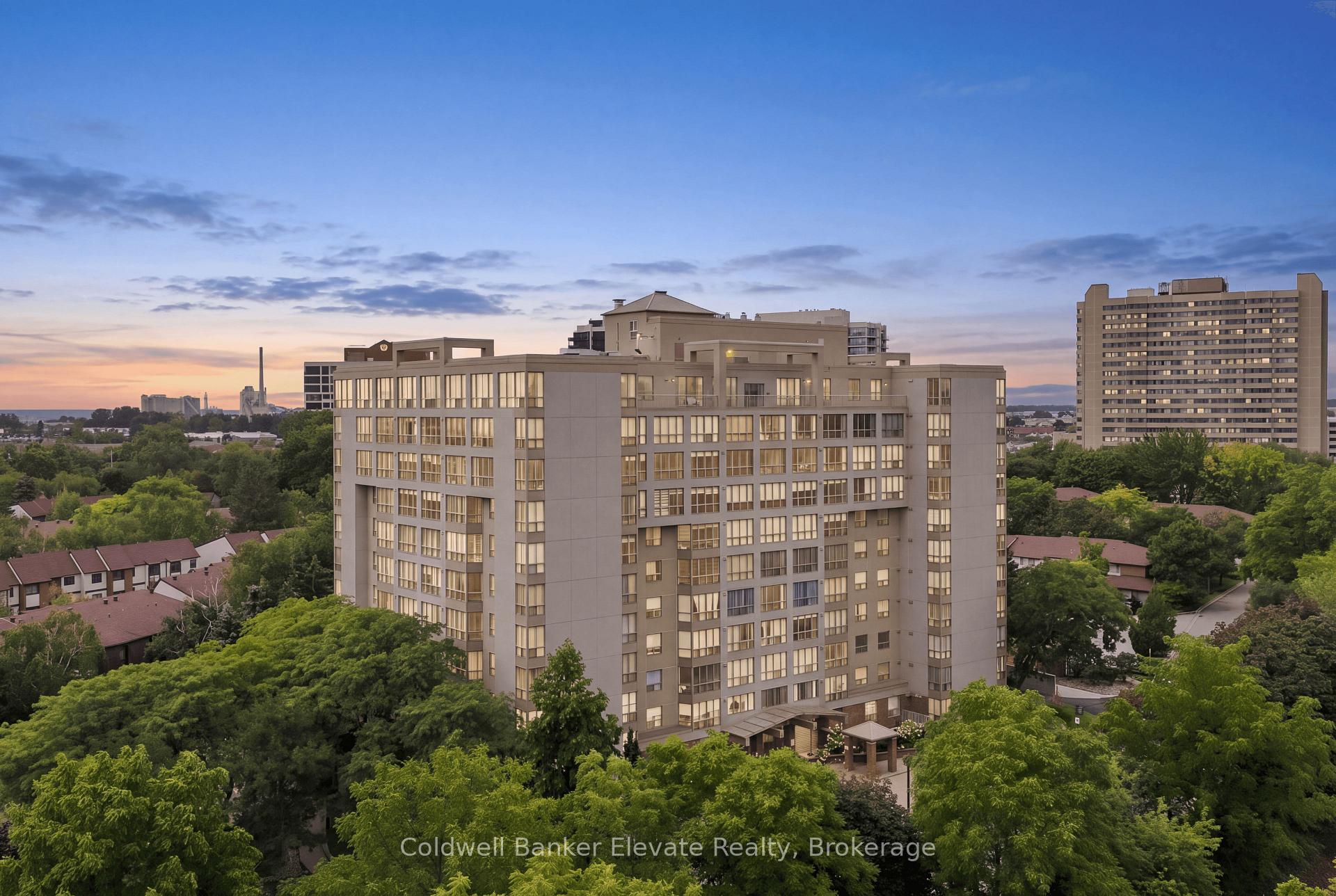 Photo 1 of Unit 312, 1110 Walden Circle, Mississauga, Clarkson — HOMEH