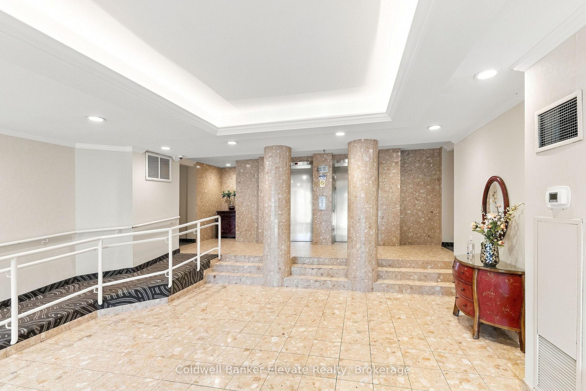 Photo 7 of Unit 312, 1110 Walden Circle, Mississauga, Clarkson — HOMEH