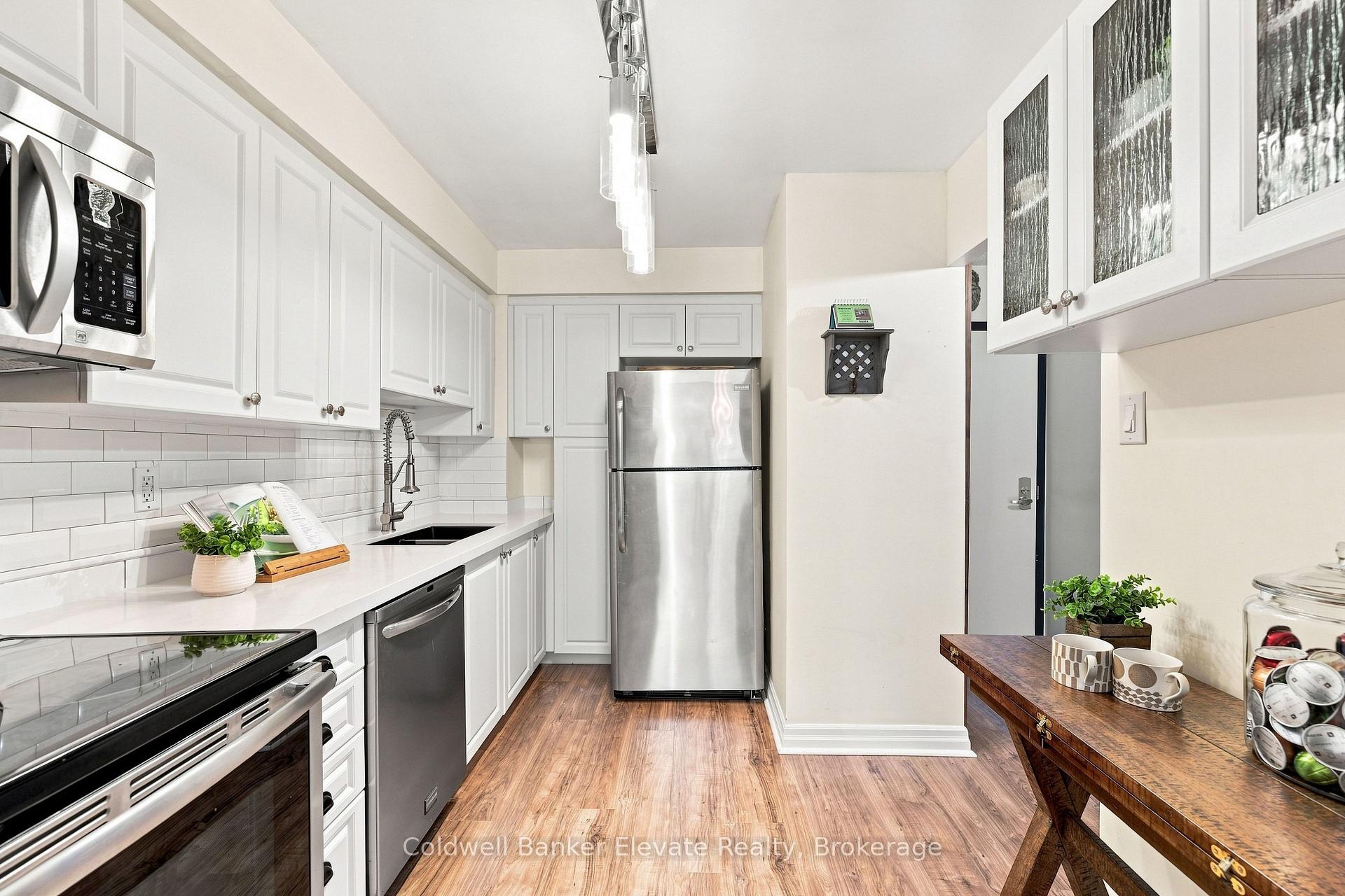 Photo 21 of Unit 312, 1110 Walden Circle, Mississauga, Clarkson — HOMEH