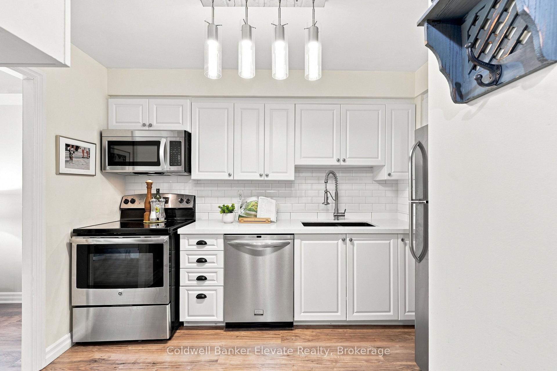 Photo 22 of Unit 312, 1110 Walden Circle, Mississauga, Clarkson — HOMEH