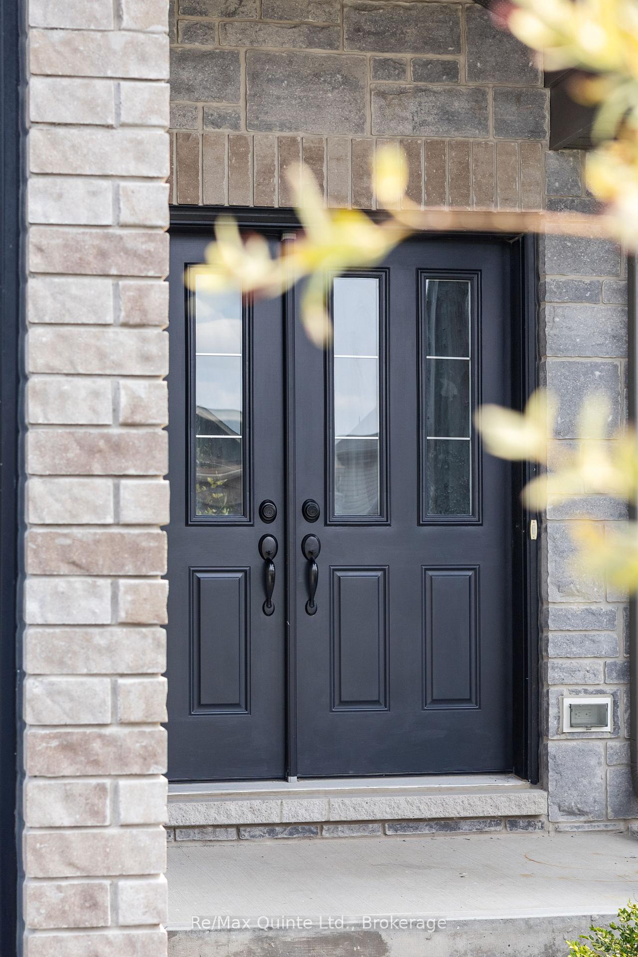 Photo 9 of 57 Hillside Meadow Drive, Quinte West, Murray Ward — HOMEH