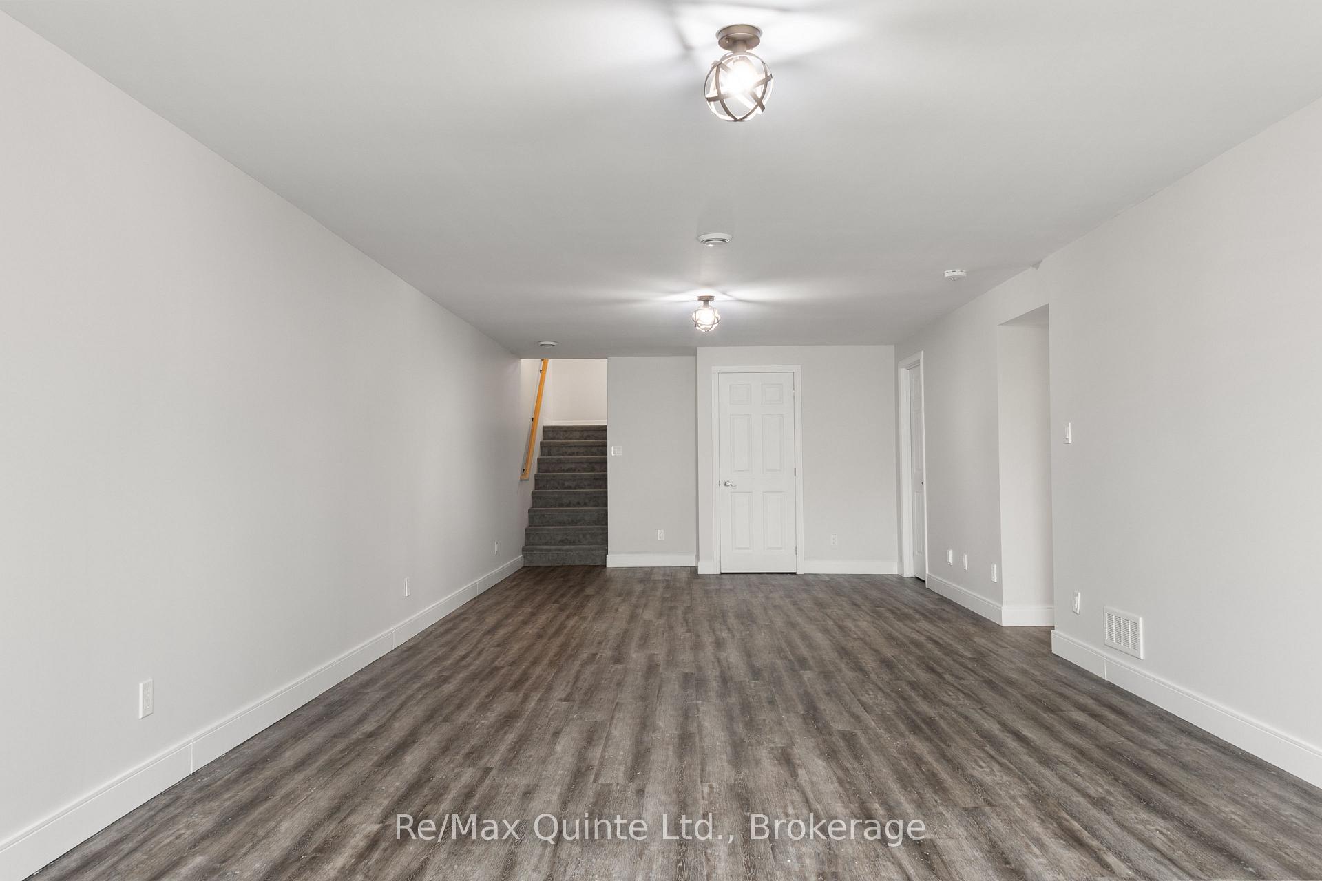 Photo 35 of 57 Hillside Meadow Drive, Quinte West, Murray Ward — HOMEH