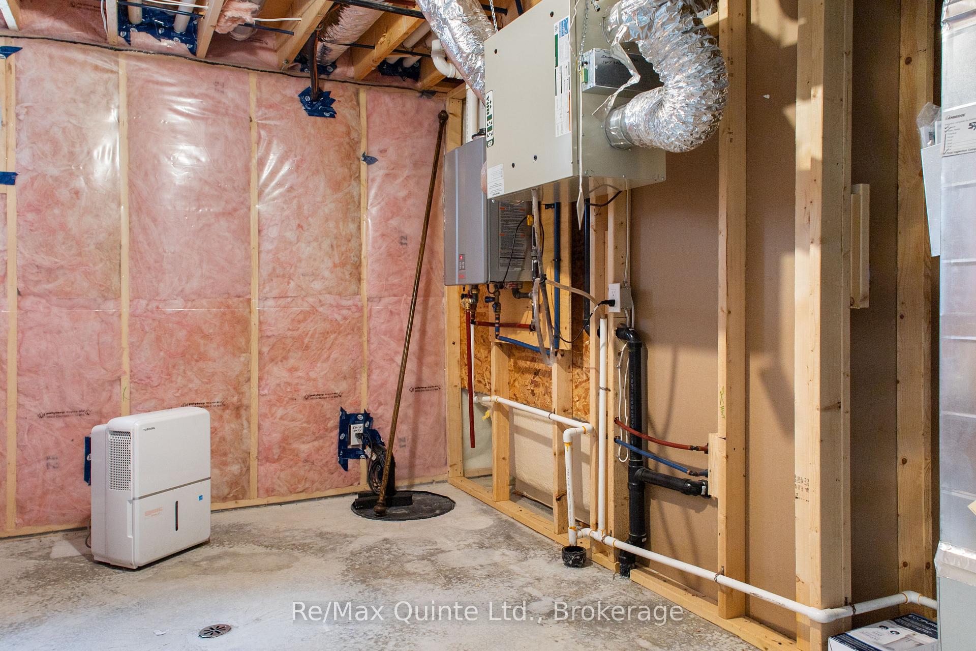 Photo 41 of 57 Hillside Meadow Drive, Quinte West, Murray Ward — HOMEH