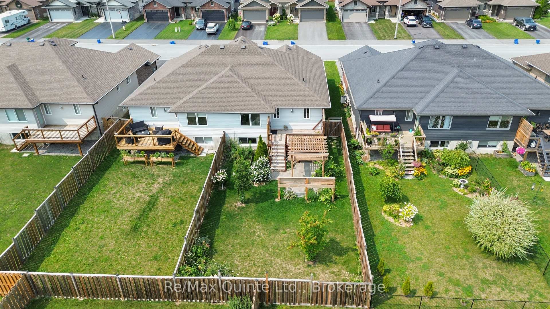 Photo 48 of 57 Hillside Meadow Drive, Quinte West, Murray Ward — HOMEH