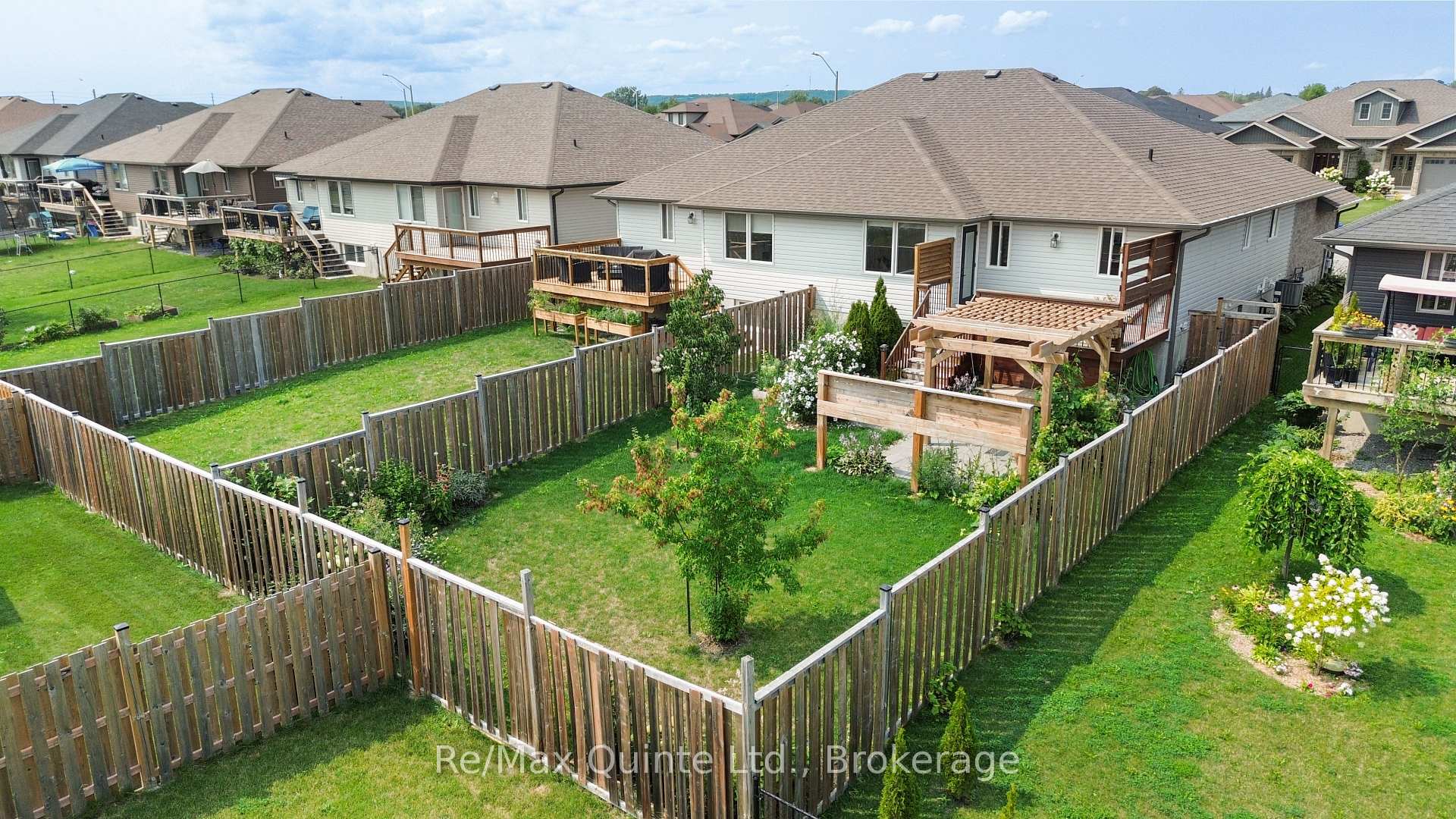 Photo 49 of 57 Hillside Meadow Drive, Quinte West, Murray Ward — HOMEH