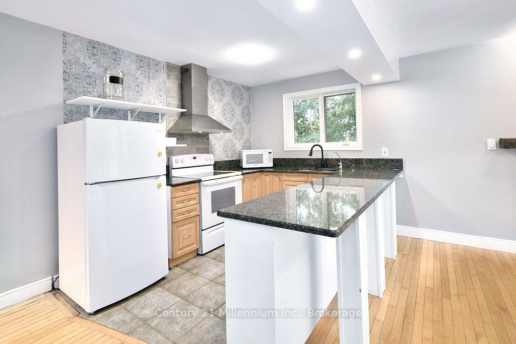 Photo 10 of 46 Donald Avenue, Clearview, Nottawa — HOMEH