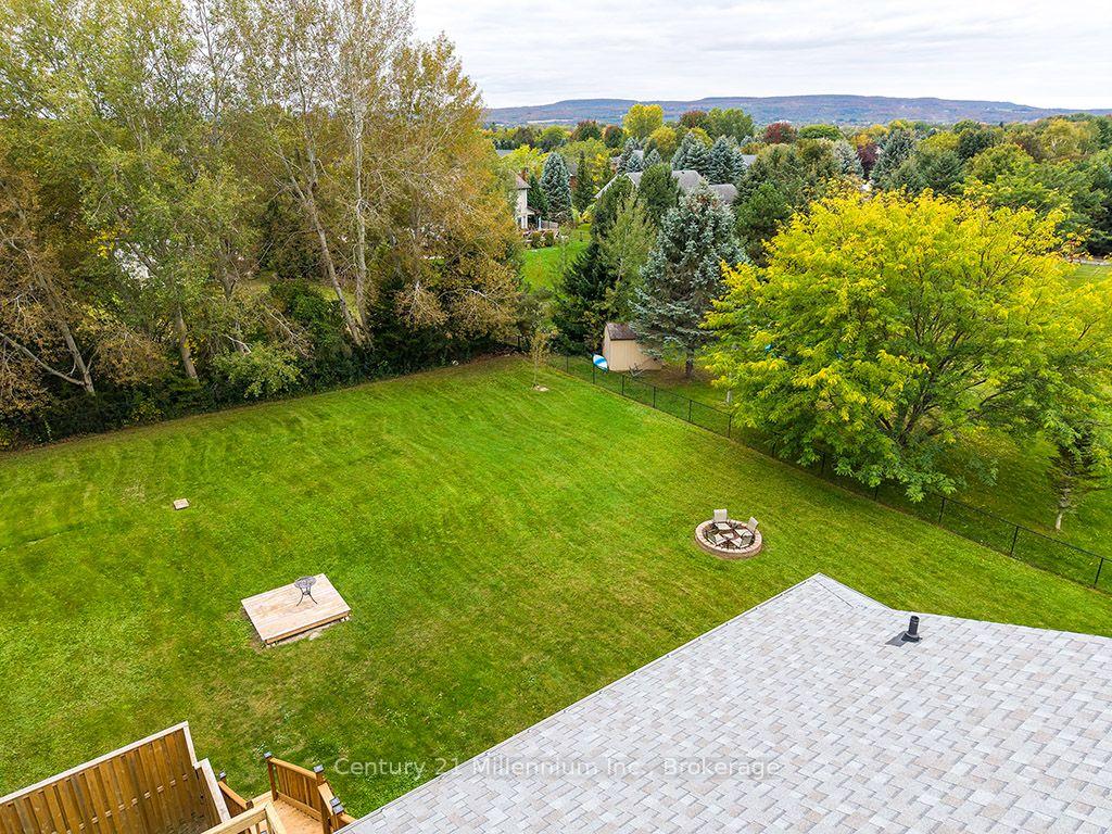 Photo 15 of 46 Donald Avenue, Clearview, Nottawa — HOMEH