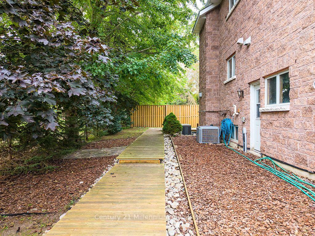 Photo 18 of 46 Donald Avenue, Clearview, Nottawa — HOMEH