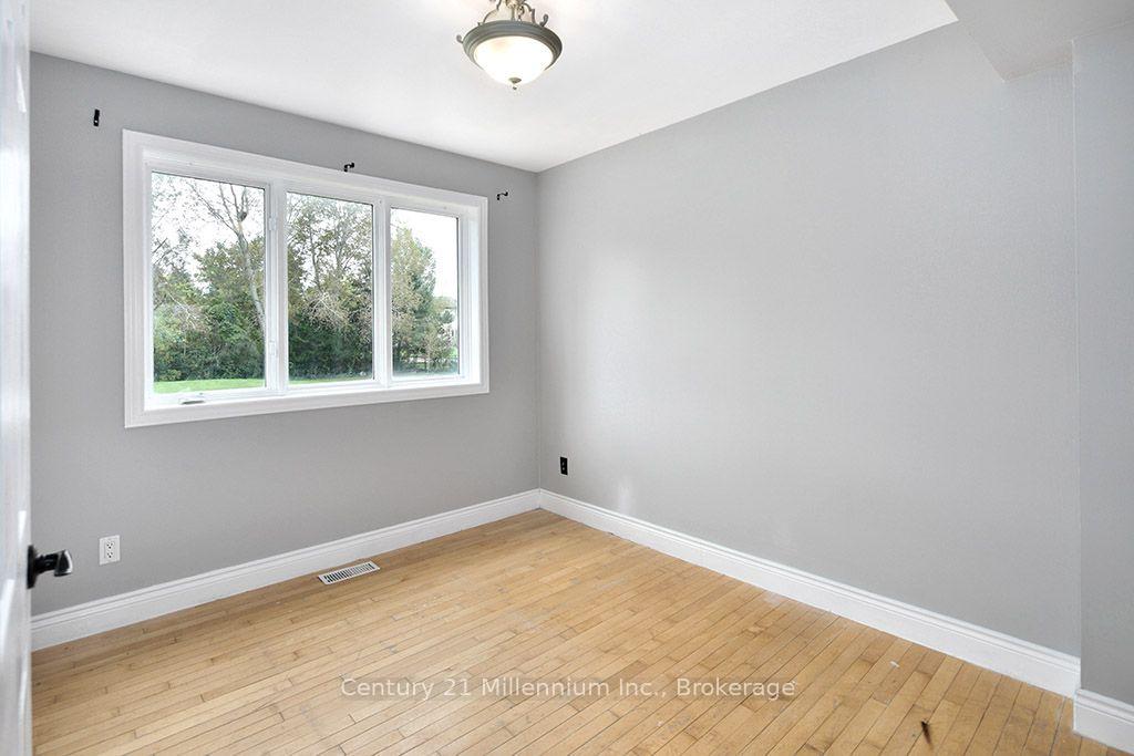 Photo 20 of 46 Donald Avenue, Clearview, Nottawa — HOMEH