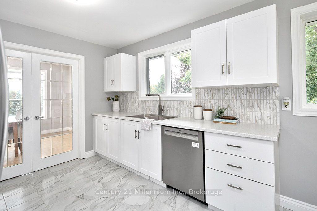 Photo 24 of 46 Donald Avenue, Clearview, Nottawa — HOMEH