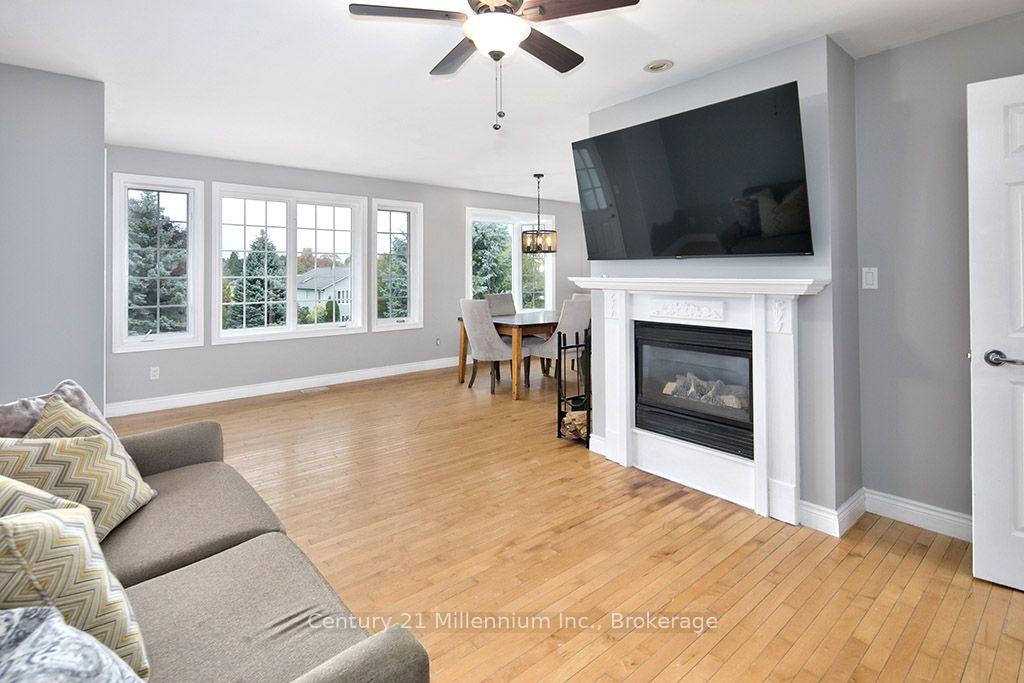 Photo 28 of 46 Donald Avenue, Clearview, Nottawa — HOMEH