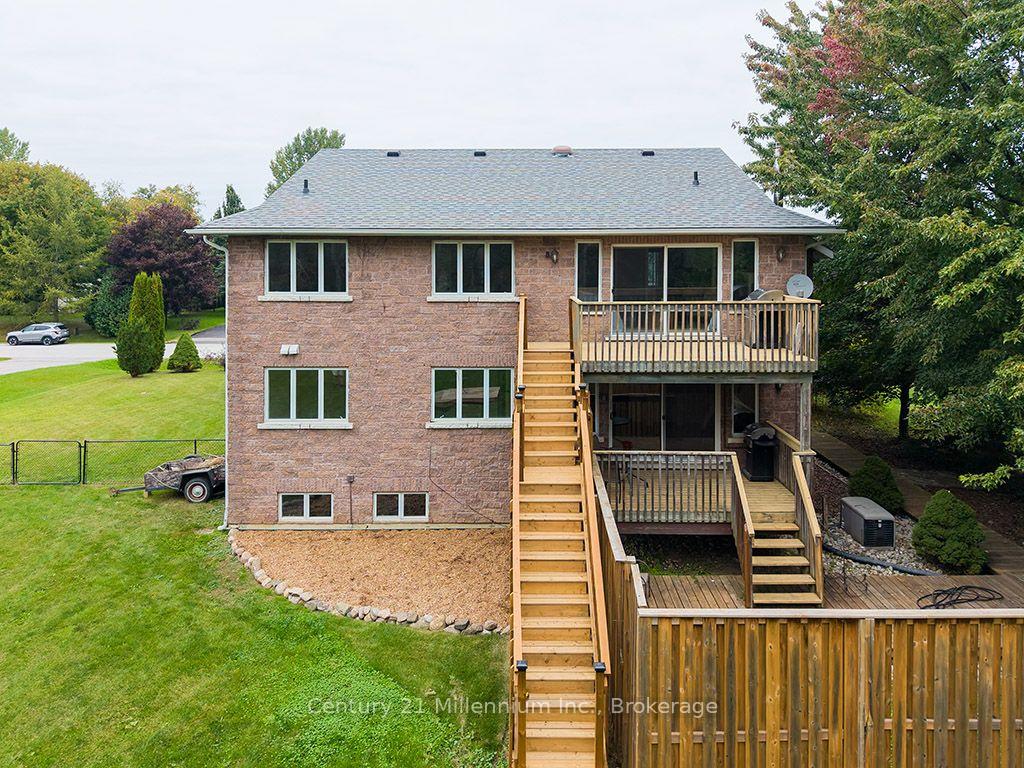 Photo 32 of 46 Donald Avenue, Clearview, Nottawa — HOMEH