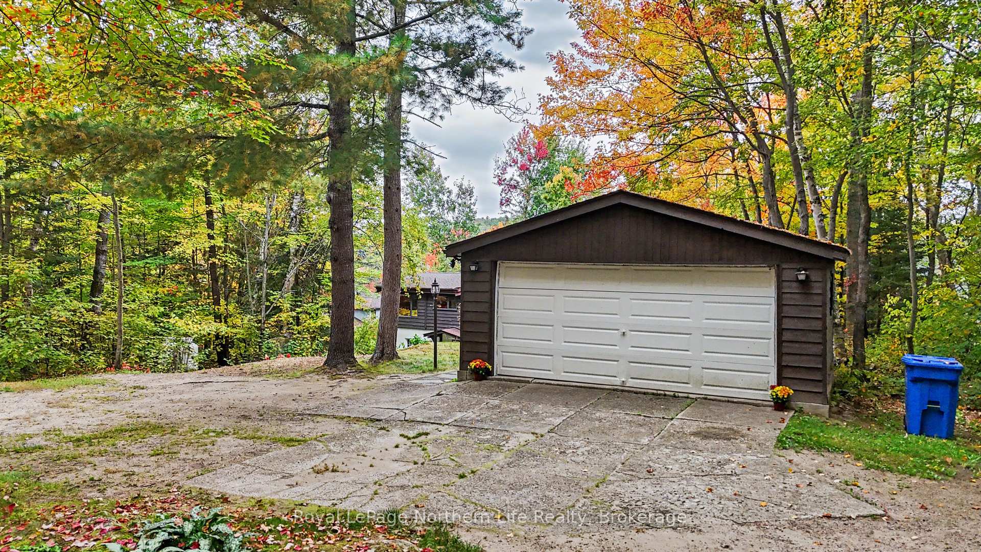 Photo 4 of 709 Macpherson Drive, East Ferris — HOMEH