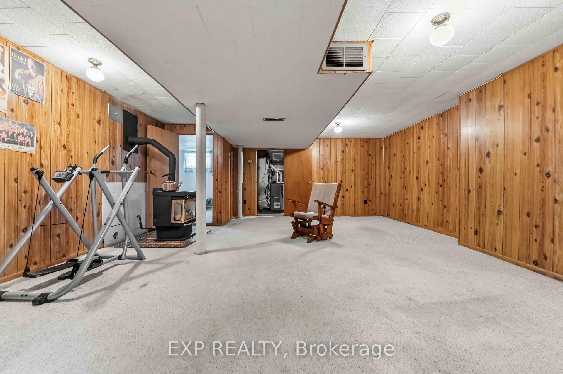 Photo 19 of 1613 Queensdale Avenue, Ottawa, Blossom Park/Kemp Park/Findlay Creek — HOMEH