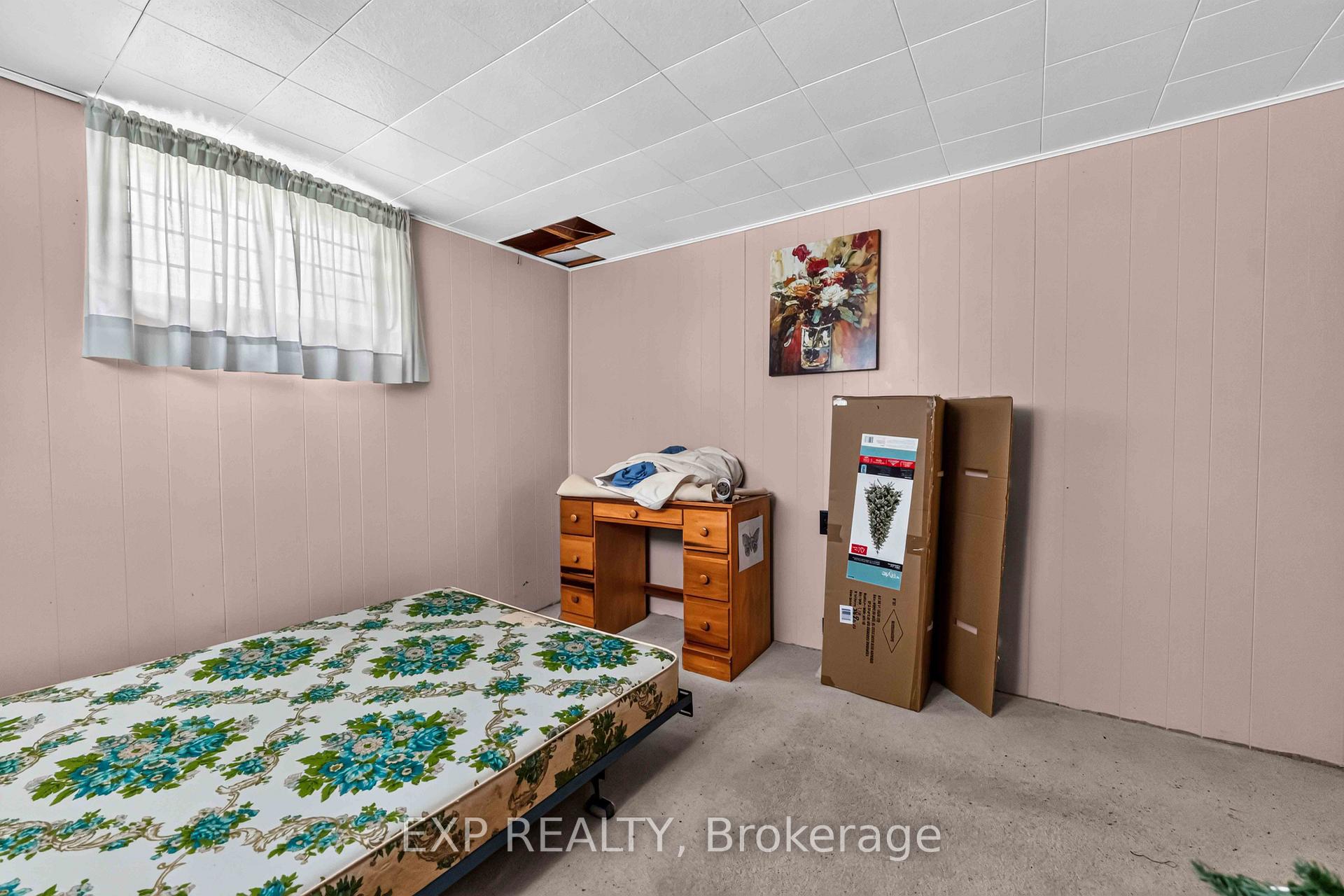 Photo 22 of 1613 Queensdale Avenue, Ottawa, Blossom Park/Kemp Park/Findlay Creek — HOMEH