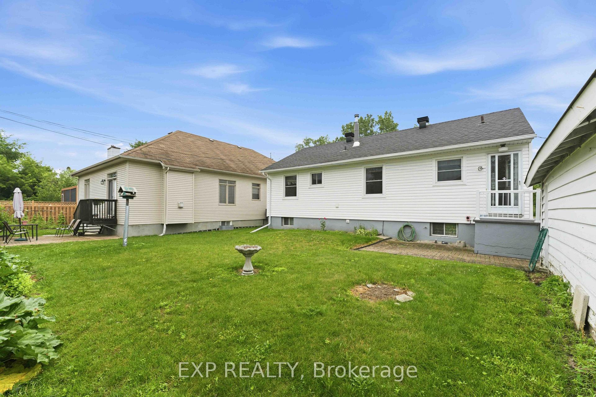 Photo 24 of 1613 Queensdale Avenue, Ottawa, Blossom Park/Kemp Park/Findlay Creek — HOMEH