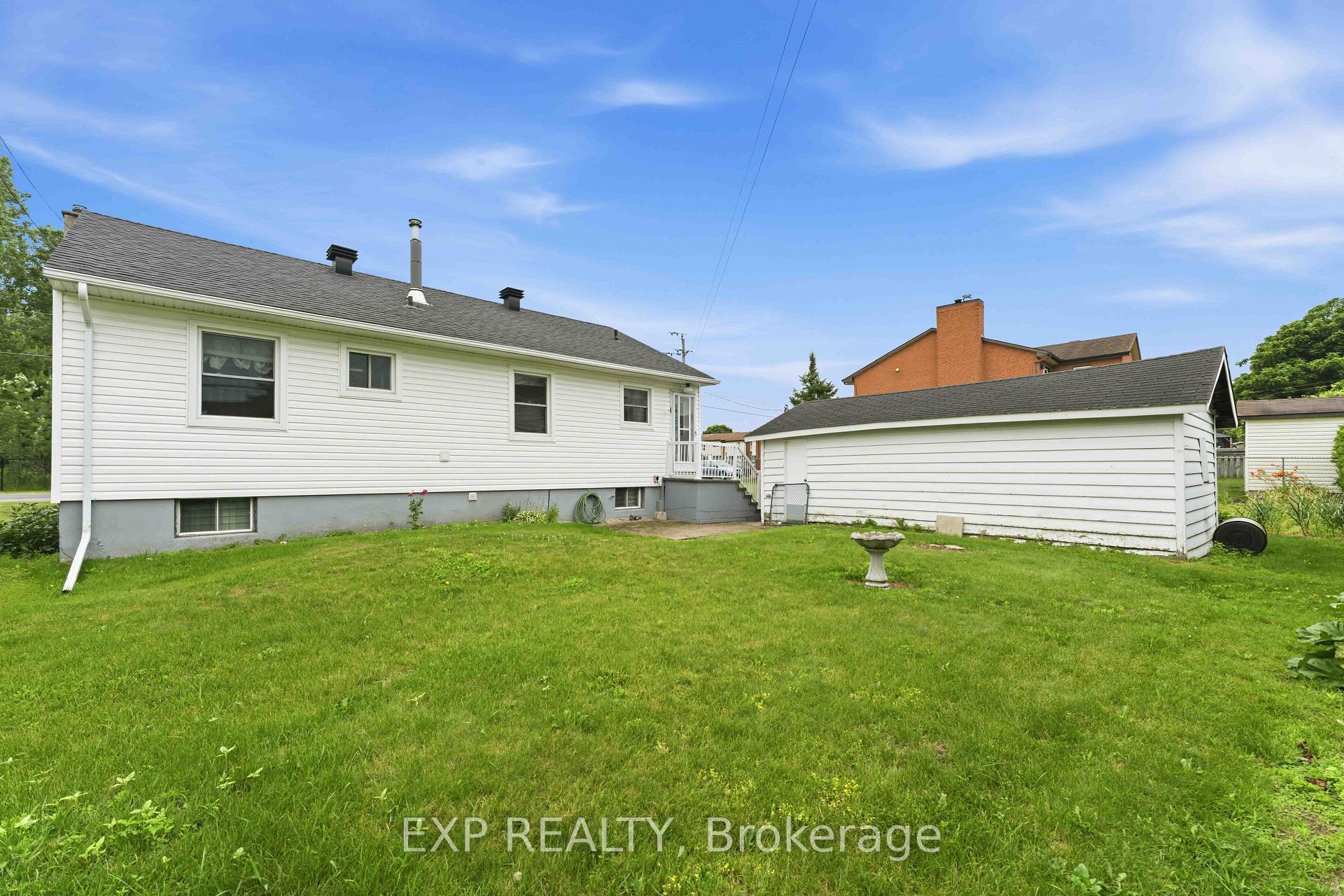 Photo 26 of 1613 Queensdale Avenue, Ottawa, Blossom Park/Kemp Park/Findlay Creek — HOMEH