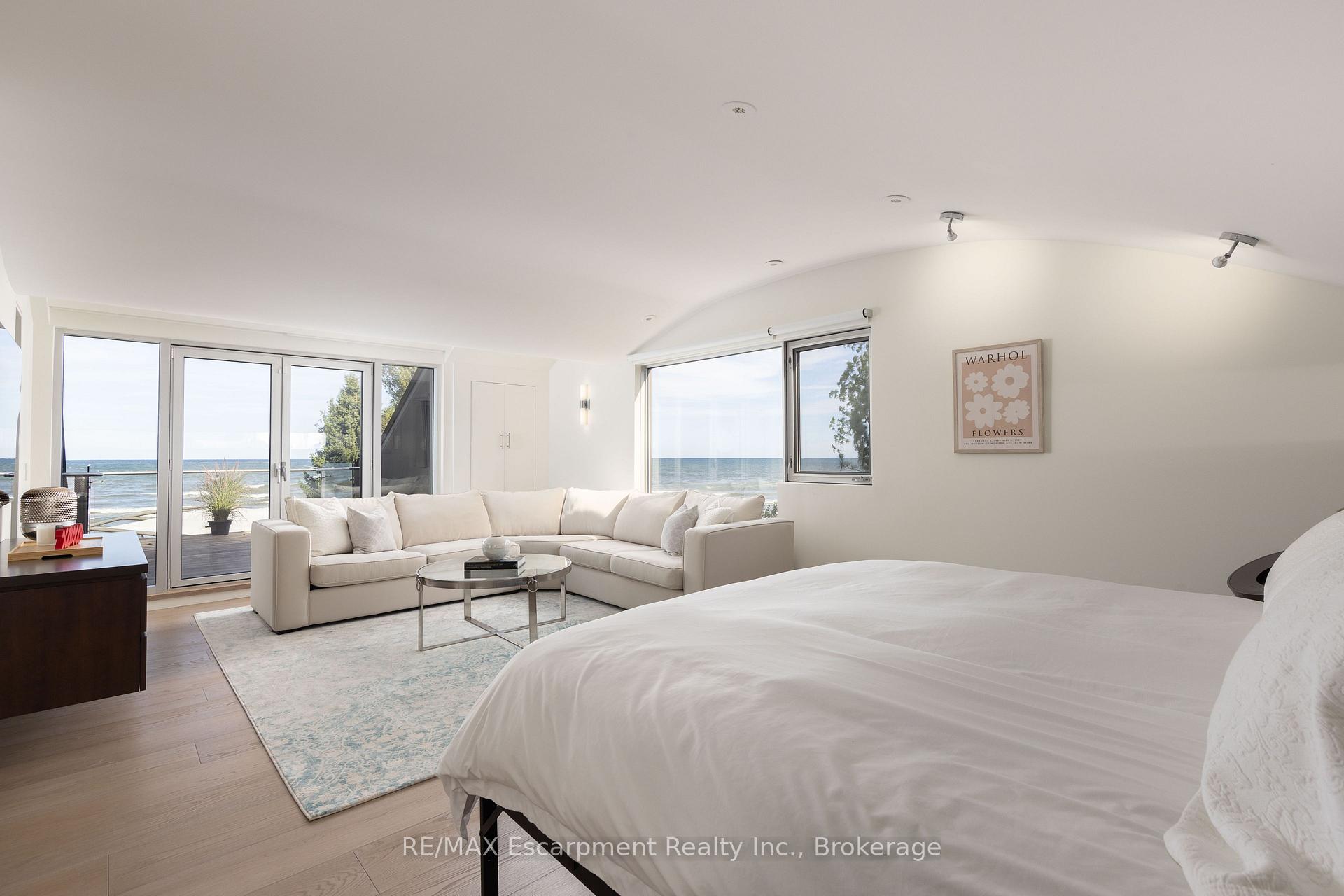 Photo 31 of 1540 Watersedge Road, Mississauga, Clarkson — HOMEH