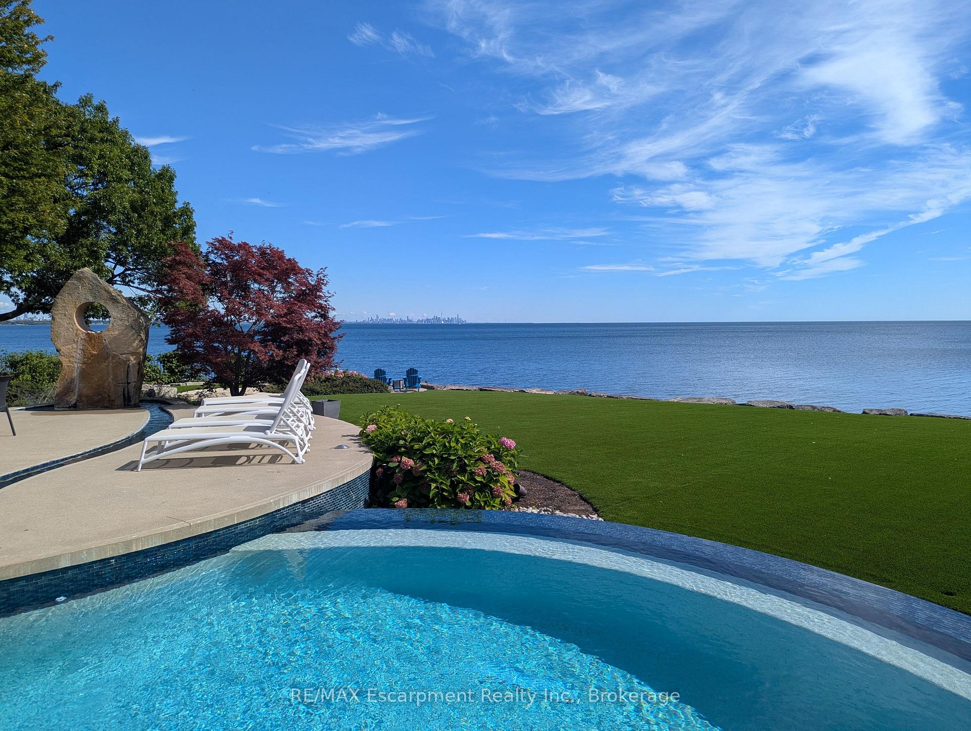 Photo 43 of 1540 Watersedge Road, Mississauga, Clarkson — HOMEH
