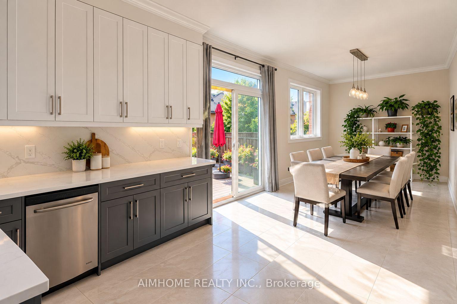 Photo 4 of 62 Lakespring Drive, Markham, Cachet — HOMEH