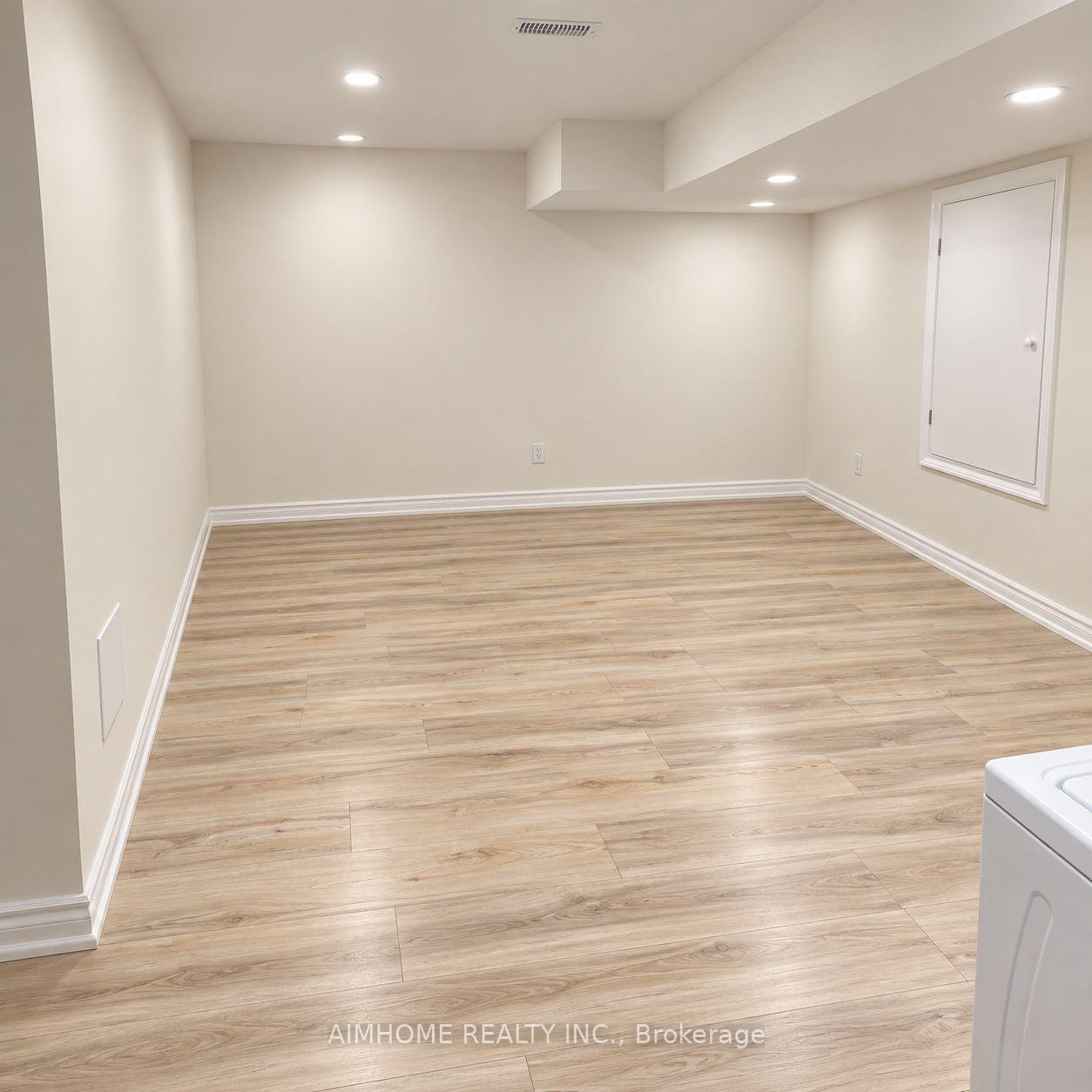 Photo 18 of 62 Lakespring Drive, Markham, Cachet — HOMEH